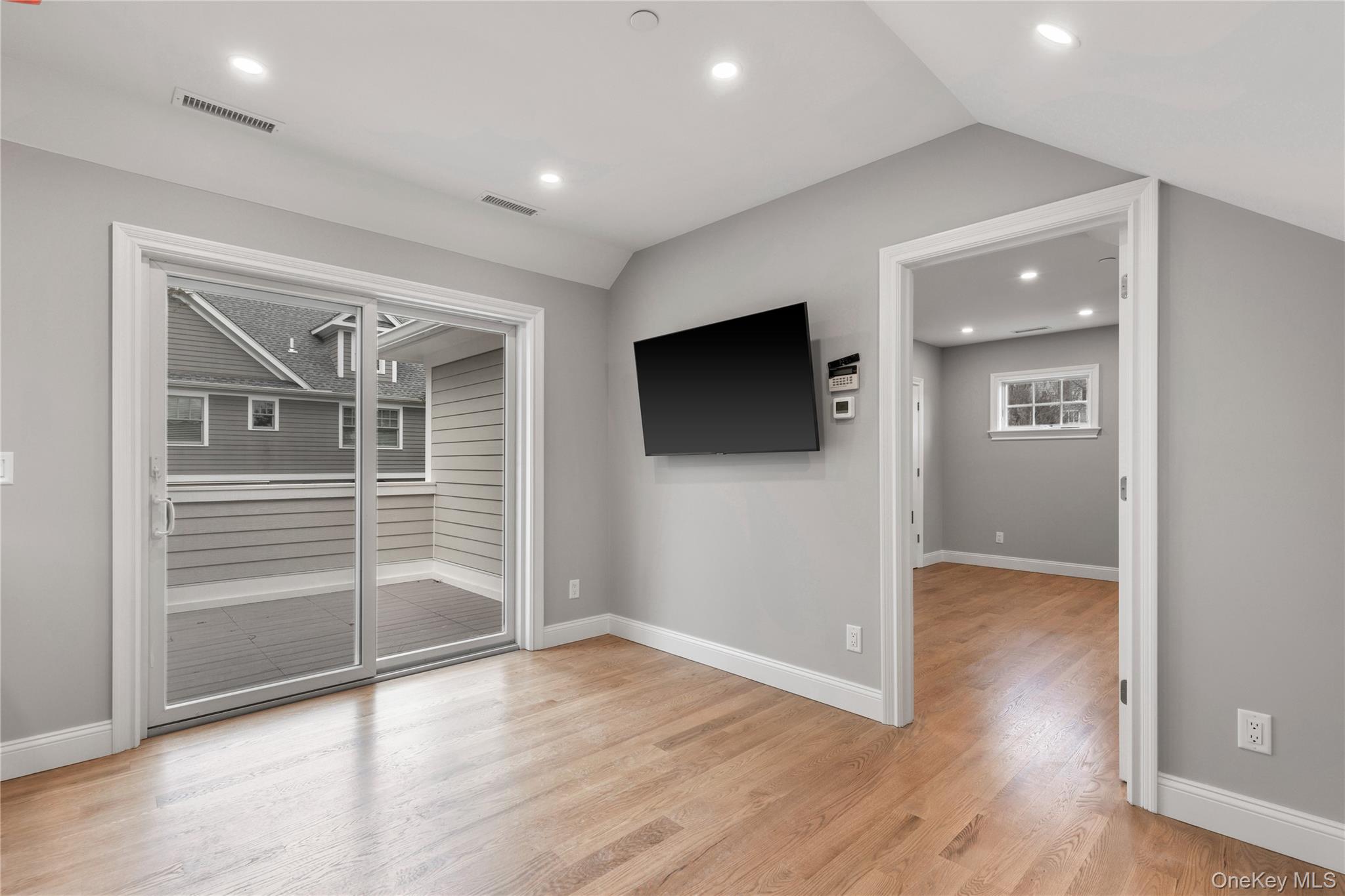 #13 photo, 280 Purchase Street, Rye , NY 10580