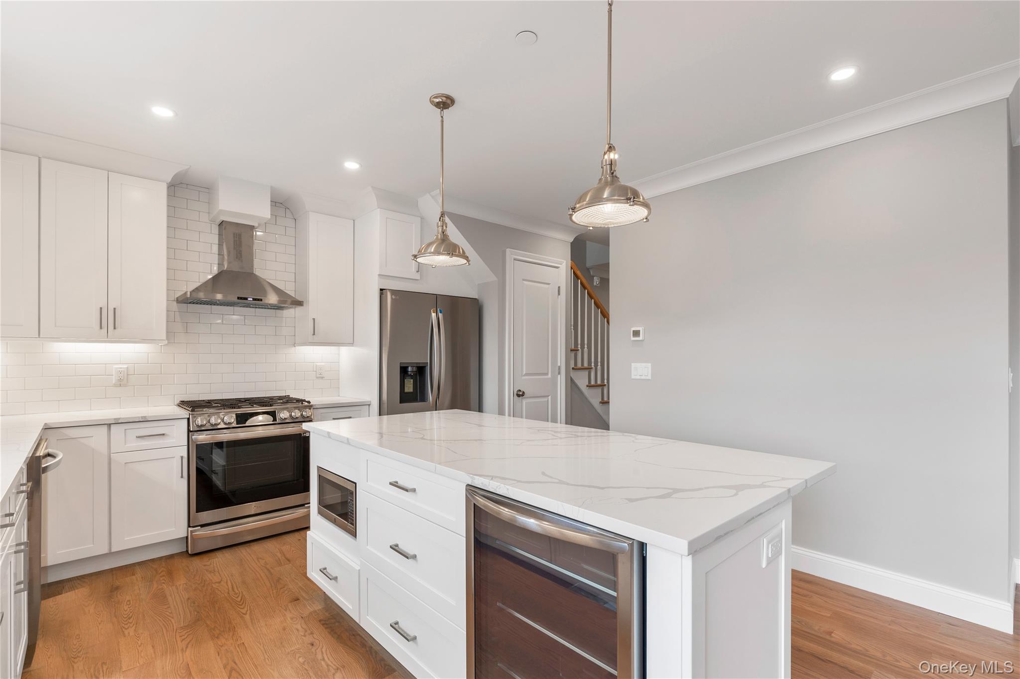 #2 photo, 280 Purchase Street, Rye , NY 10580