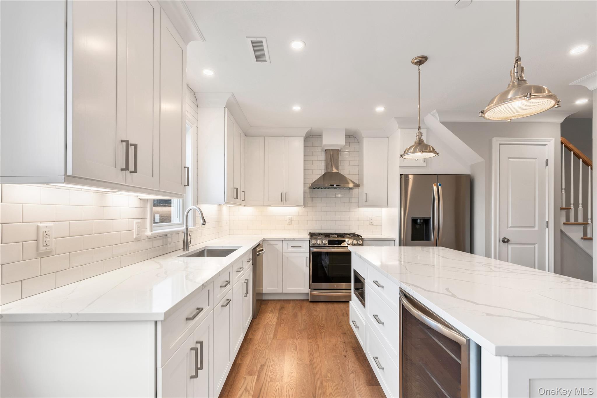 #3 photo, 280 Purchase Street, Rye , NY 10580