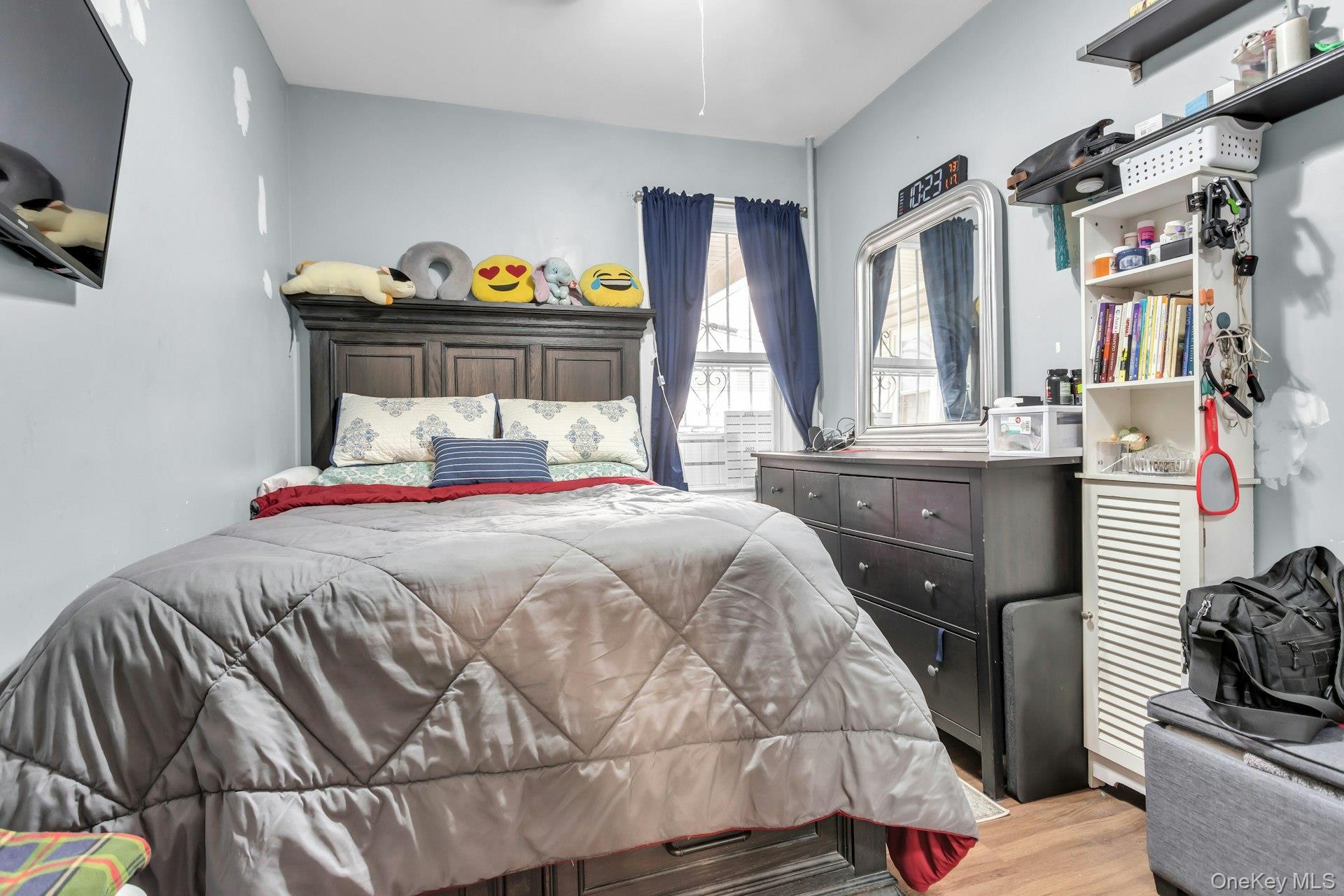 #8 photo, 3223 95th Street, एल्महर्स्ट East Elmhurst , NY 11369