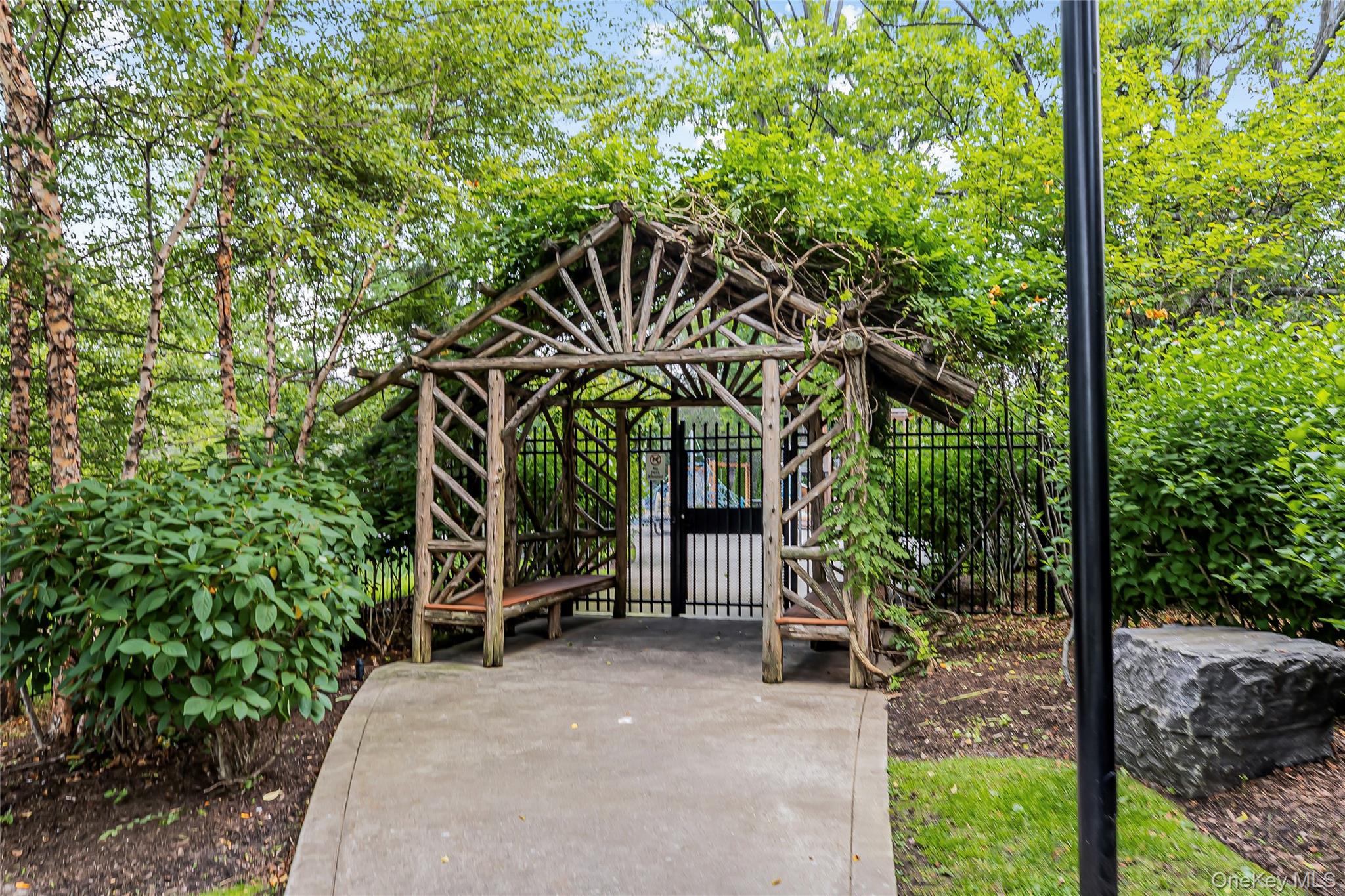 #19 photo, 5800 Arlington Avenue, Bronx , NY 10471