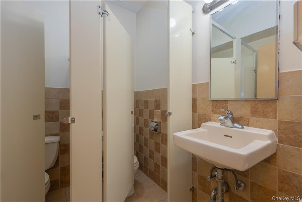 #8 photo, 265 S Little Tor Road, New City , NY 10956