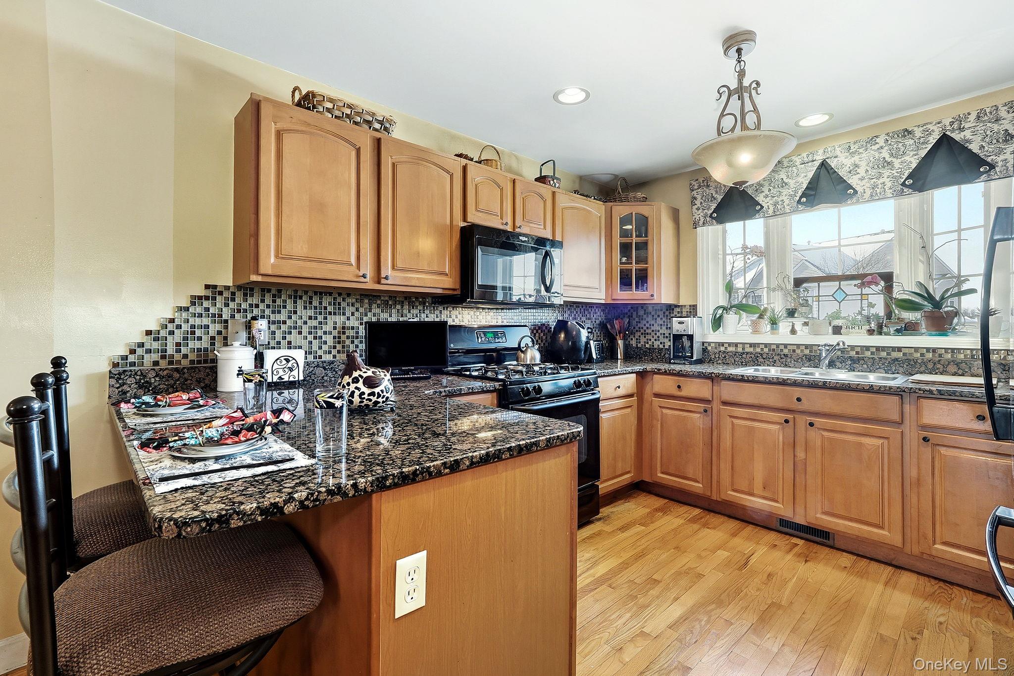 #18 photo, 1604 Pondview Loop, Wappingers Falls , NY 12590