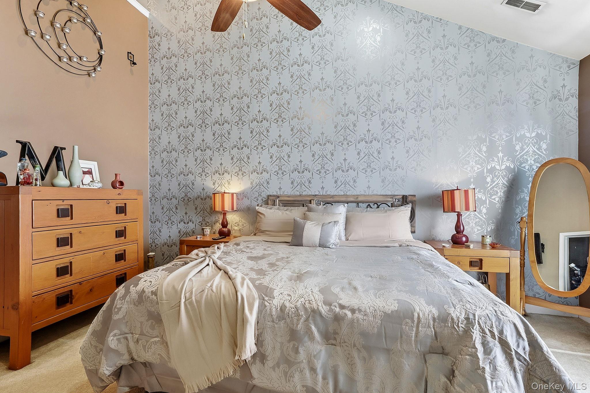 #20 photo, 1604 Pondview Loop, Wappingers Falls , NY 12590