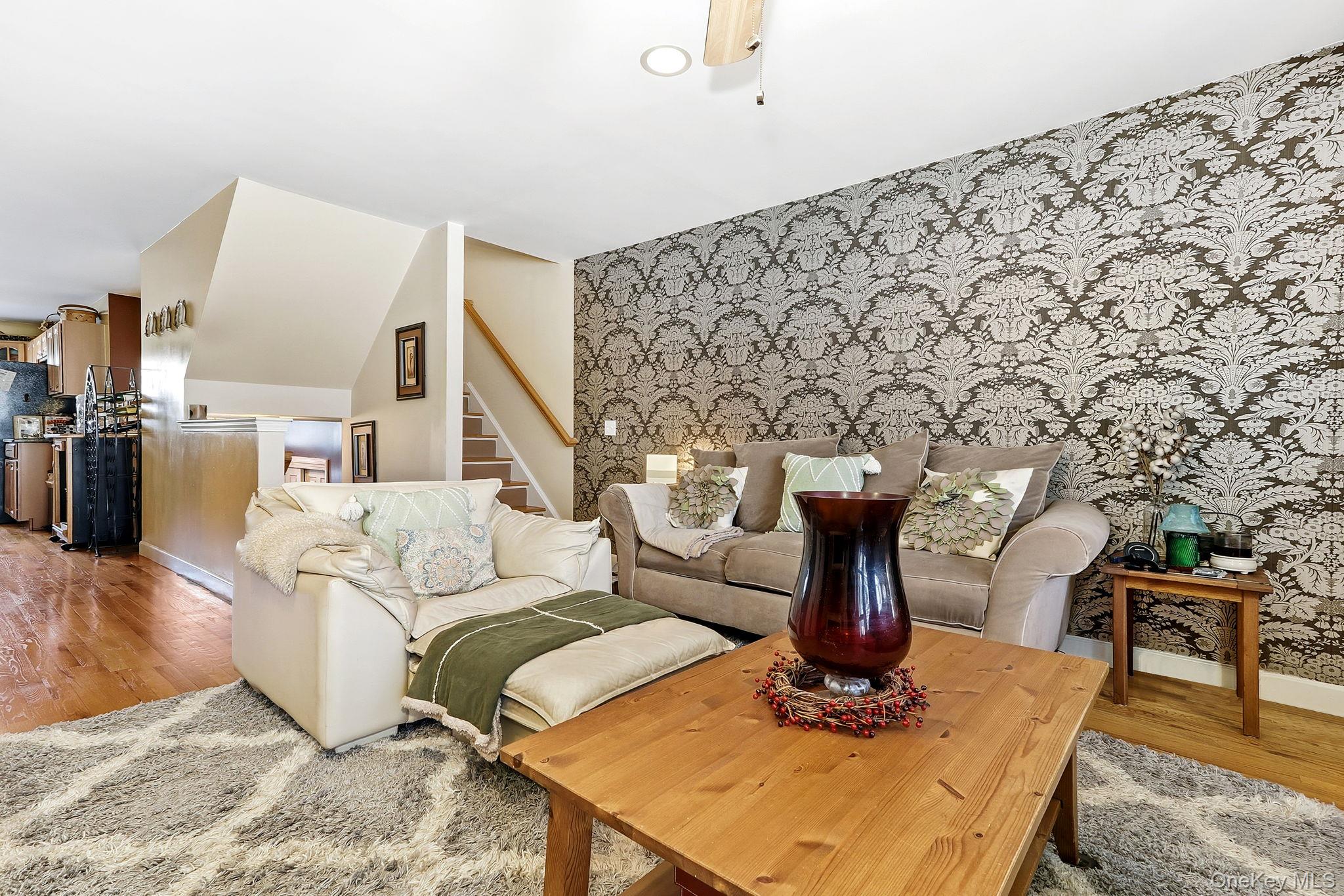 #7 photo, 1604 Pondview Loop, Wappingers Falls , NY 12590