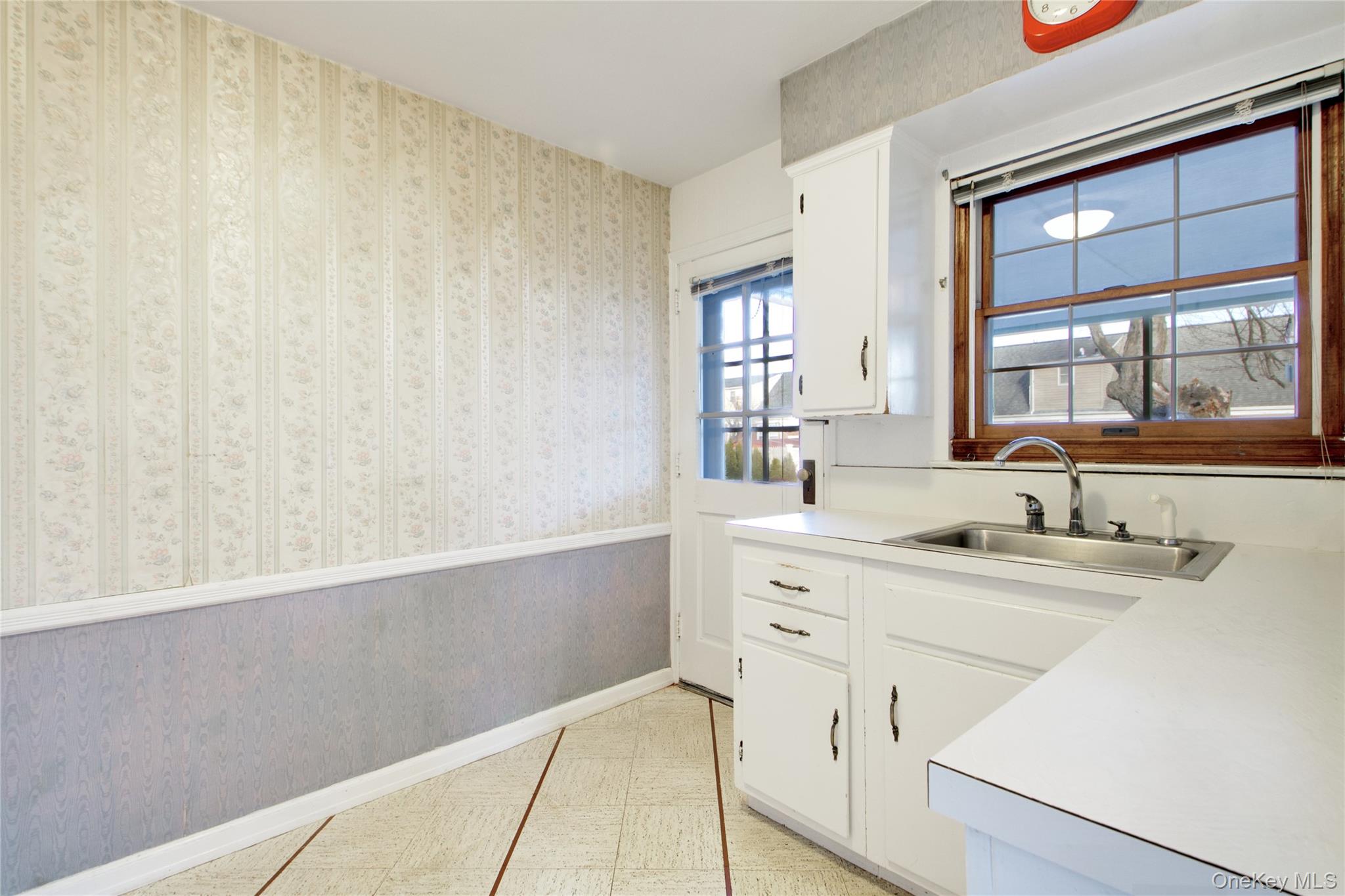 #13 photo, 244 Hamilton Avenue, West Hempstead , NY 11552