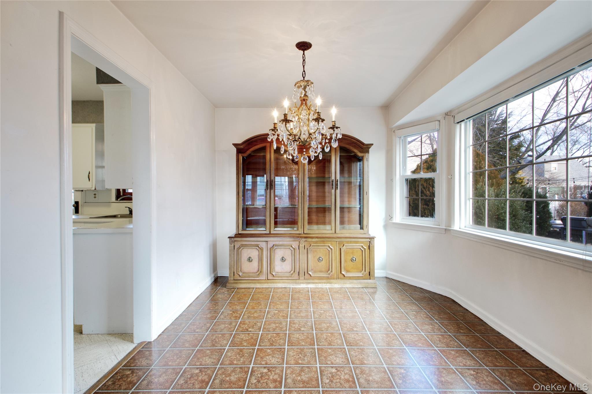 #6 photo, 244 Hamilton Avenue, West Hempstead , NY 11552