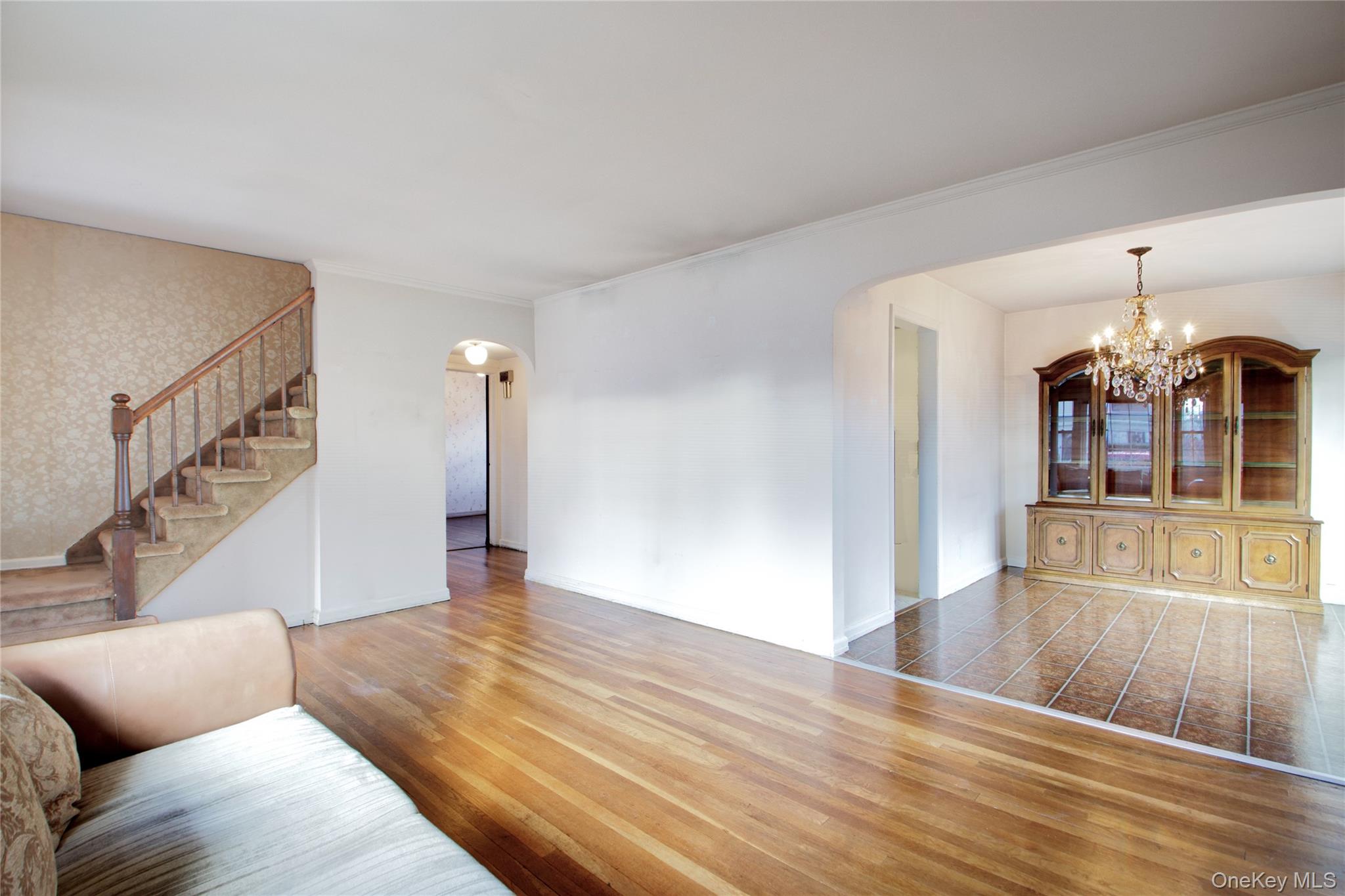 #7 photo, 244 Hamilton Avenue, West Hempstead , NY 11552