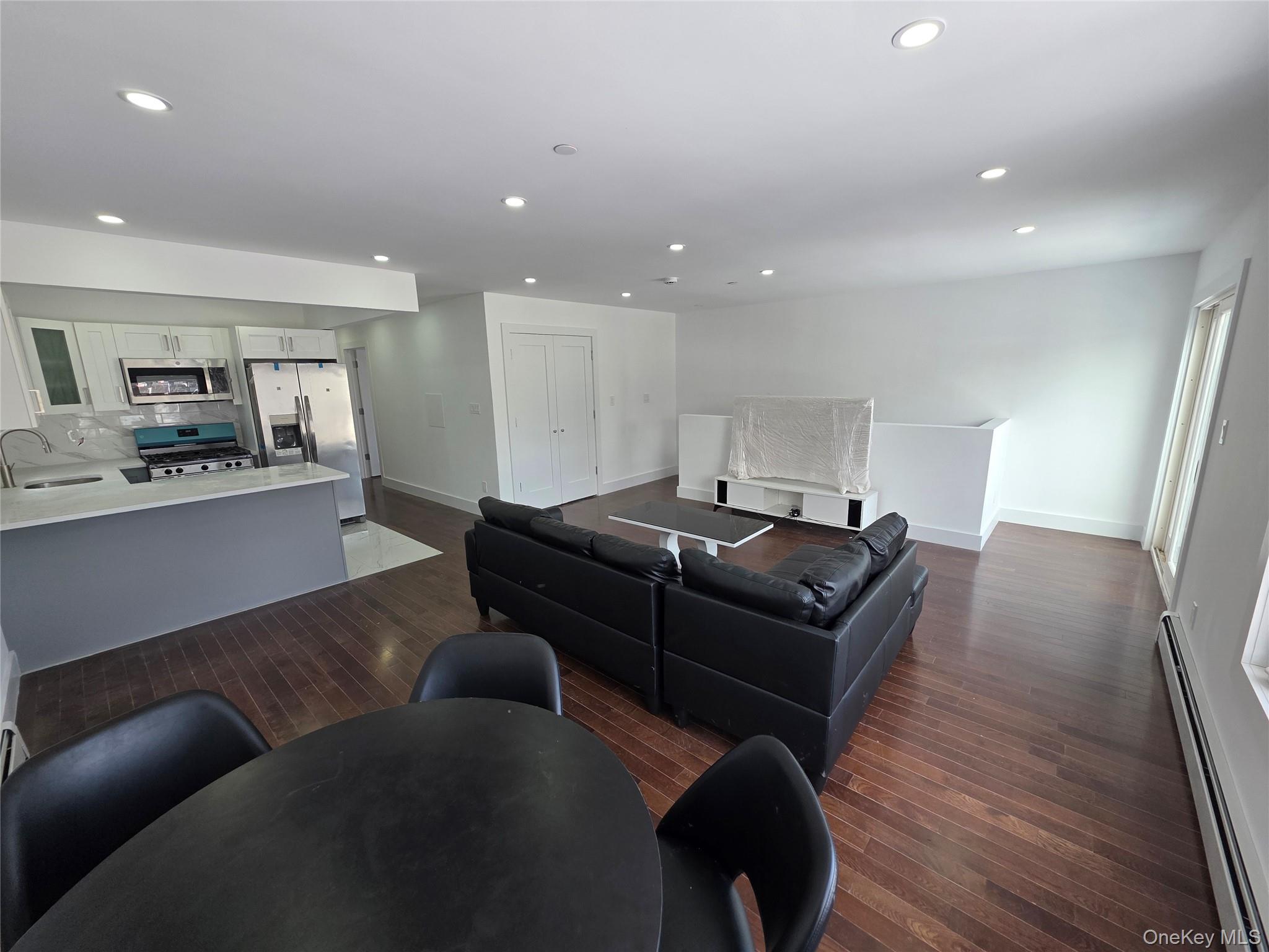 #4 photo, 1061-59 Grassmere Terrace, Far Rockaway , NY 11691