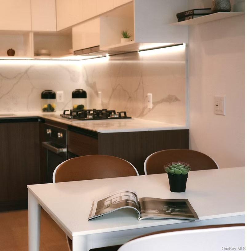 #11 photo, 144-49 Northern Boulevard, 法拉盛 Flushing , NY 11354