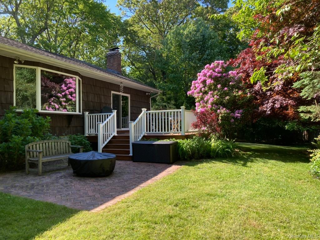 #10 photo, 5 Mannetto Hill Road, Huntington , NY 11743