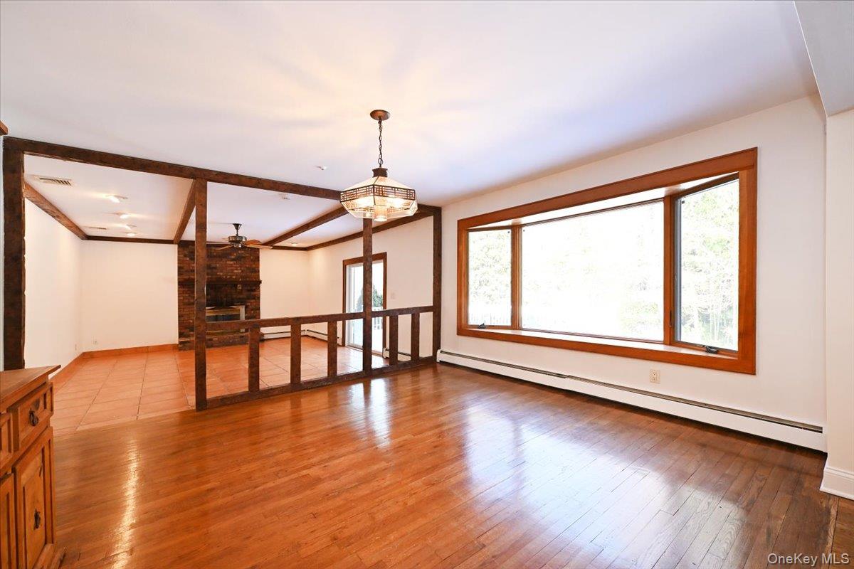 #18 photo, 5 Mannetto Hill Road, Huntington , NY 11743