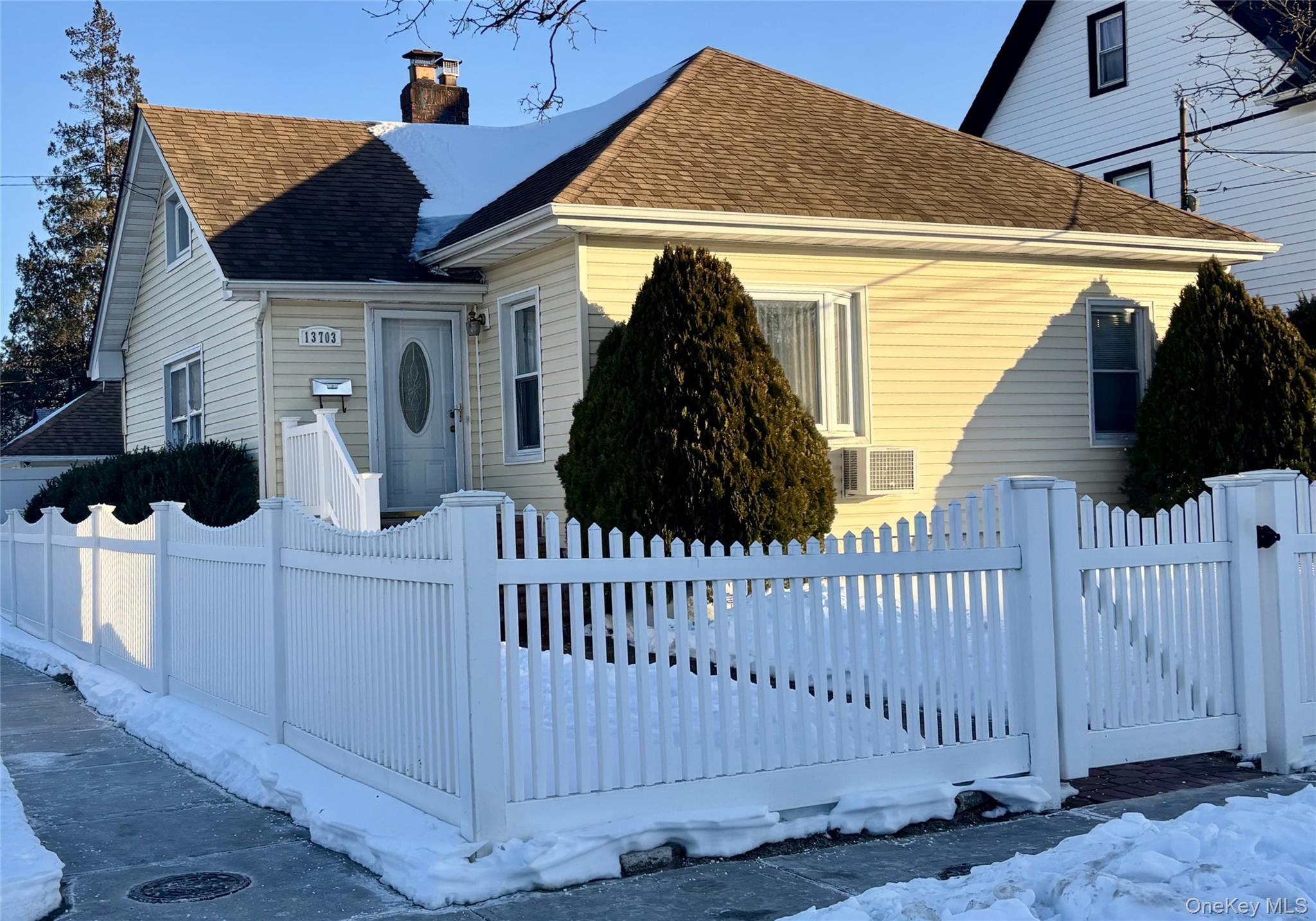 #1 photo, 137-03 244th Street, Rosedale , NY 11422