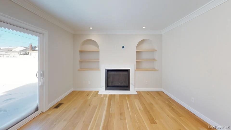 #13 photo, 26 Essex Road, Bethpage , NY 11714