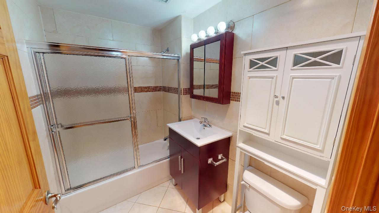 #13 photo, 84-14 143rd Street, Briarwood , NY 11435