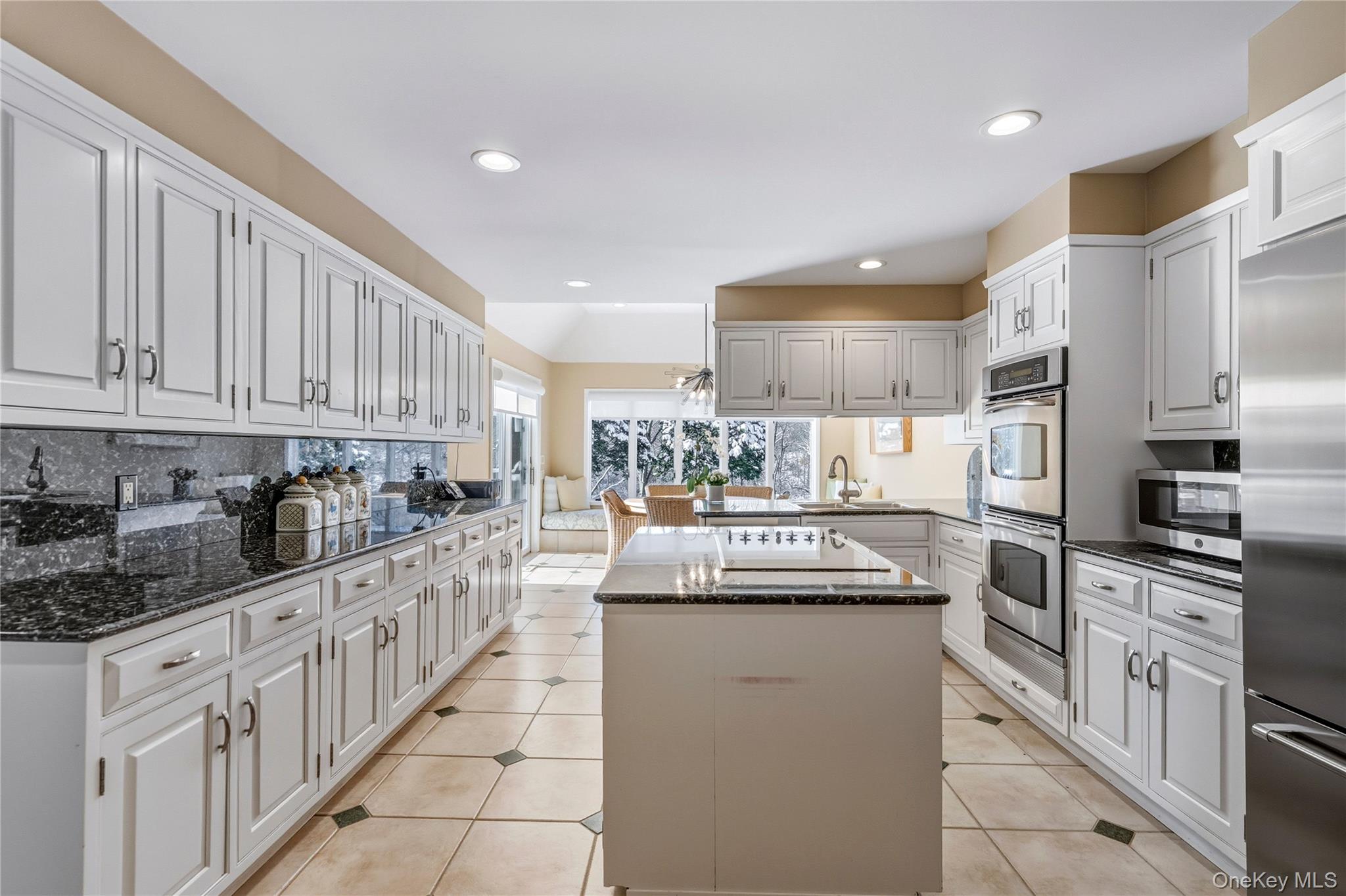 #18 photo, 301 Oakley Court, Mill Neck , NY 11765