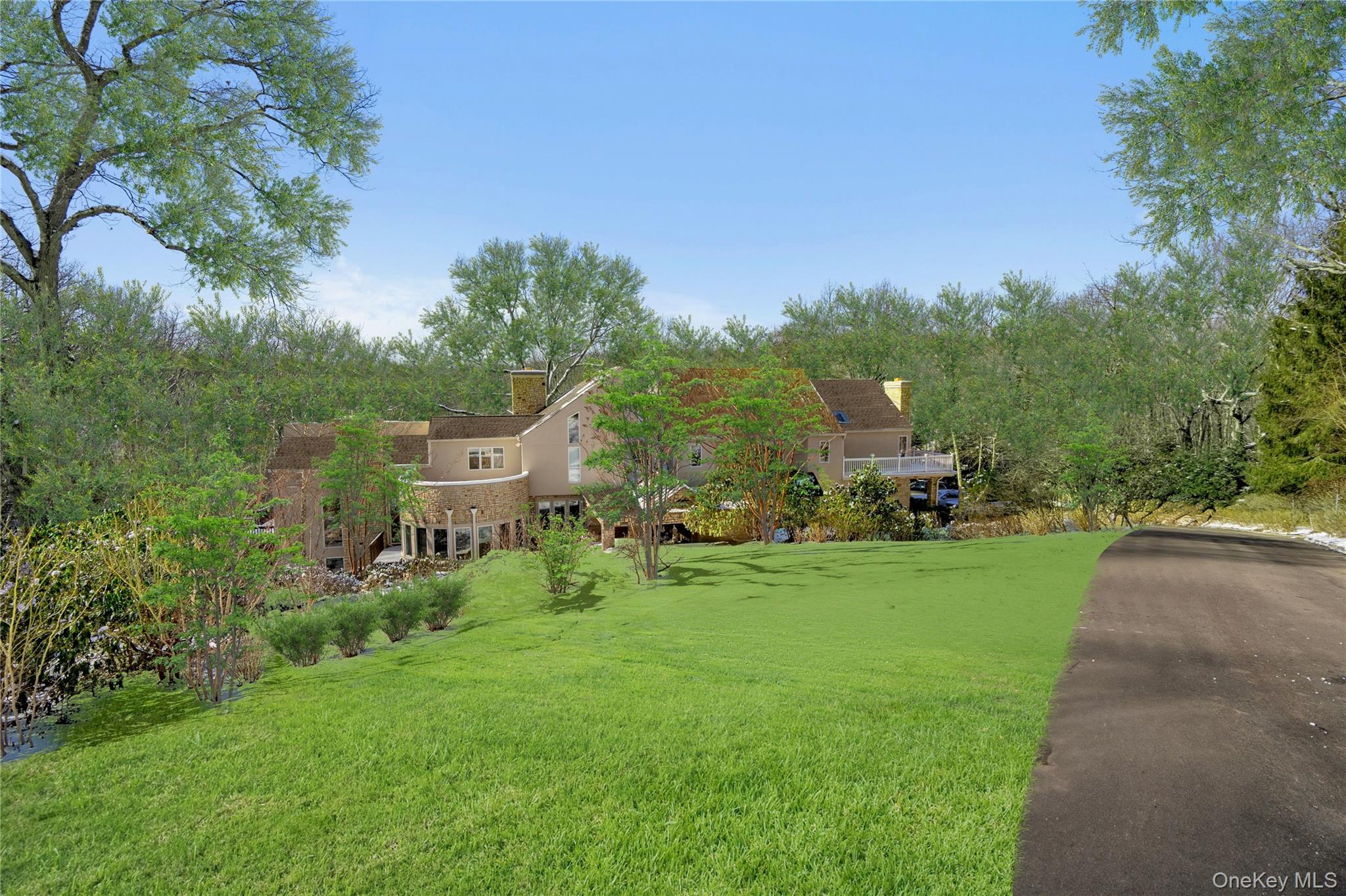 #2 photo, 301 Oakley Court, Mill Neck , NY 11765