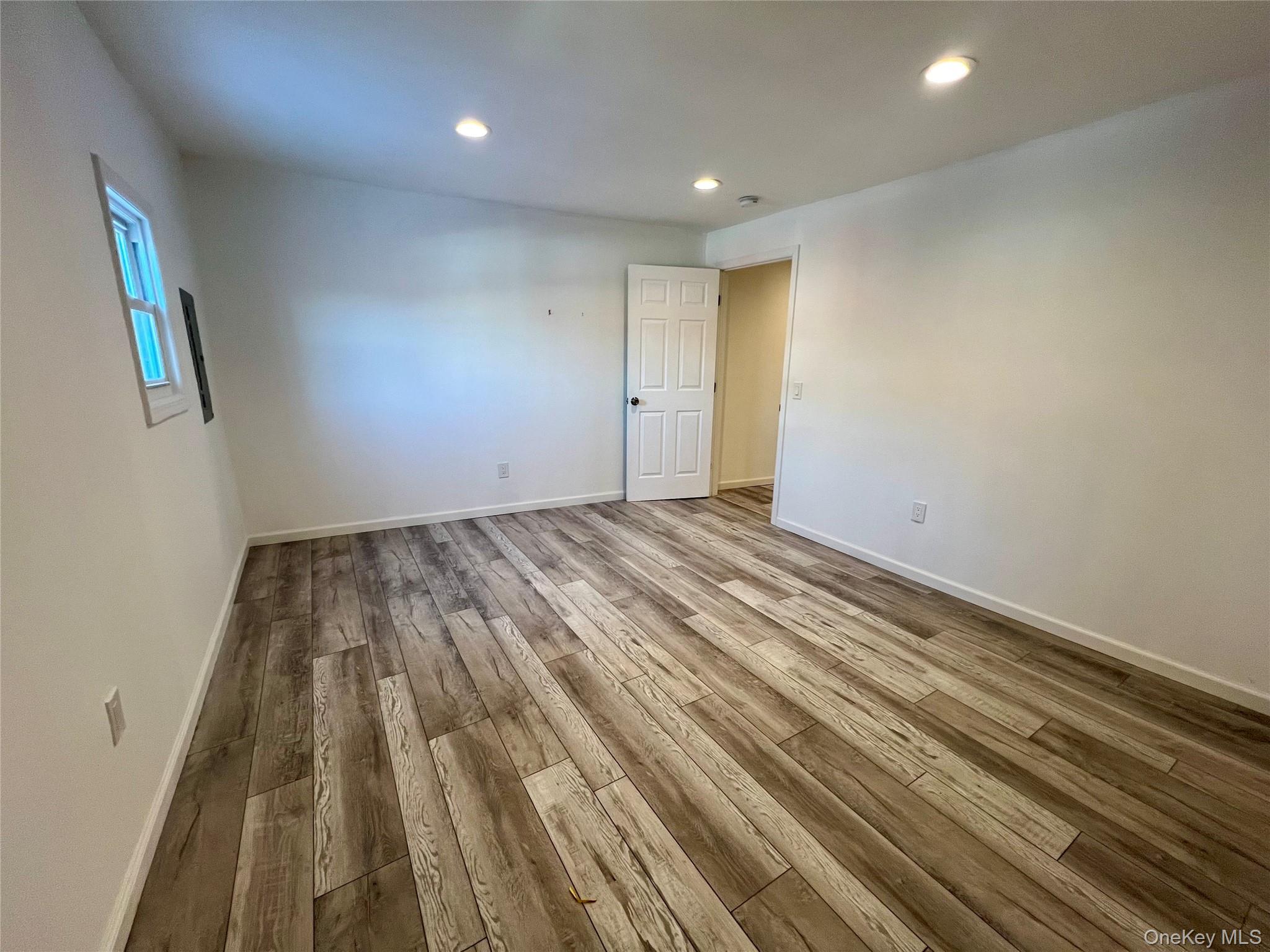 #1 photo, 356 Main Street, Farmingdale , NY 11735