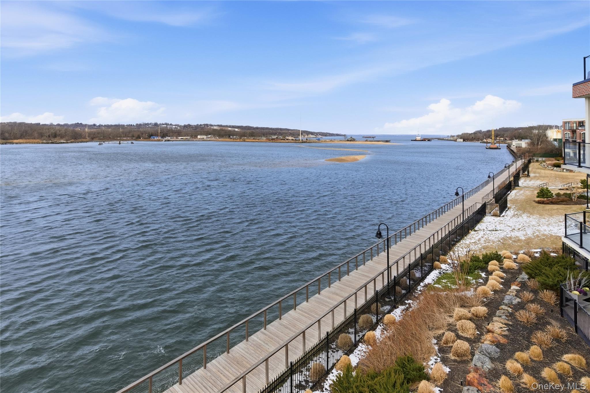 #17 photo, 10 Shore Road, Glenwood Landing , NY 11547