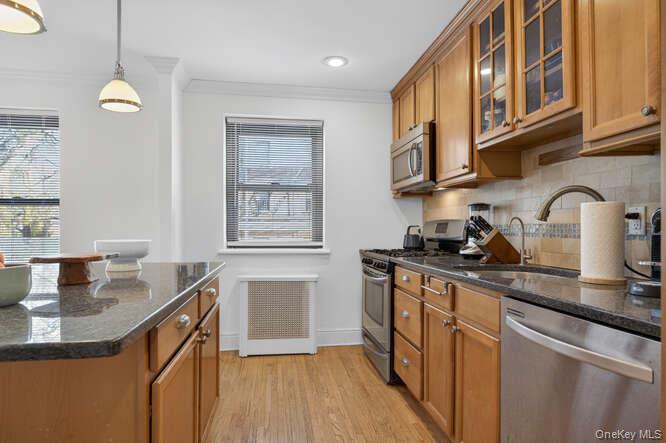 #7 photo, 46 Terrace Circle, Great Neck , NY 11021