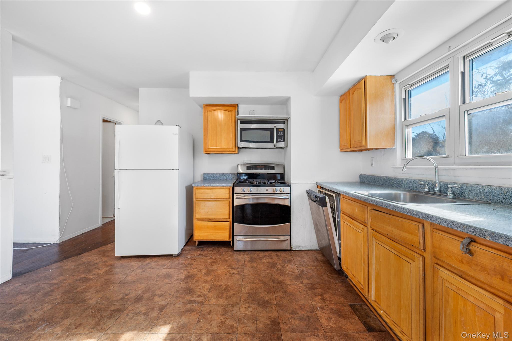 #6 photo, 14989 253rd Street, কুইন্‌স Rosedale , NY 11422