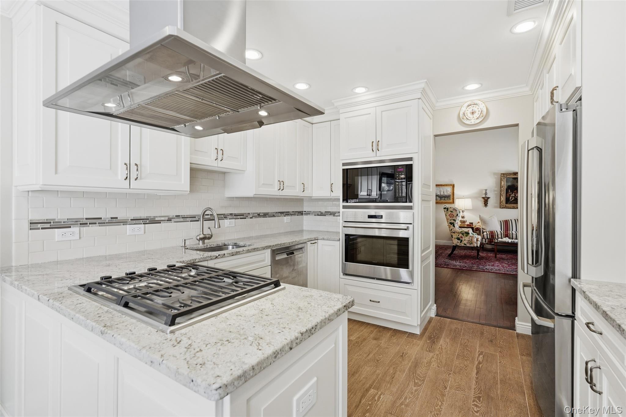 #7 photo, 36 Country Ridge Drive, Rye Brook , NY 10573