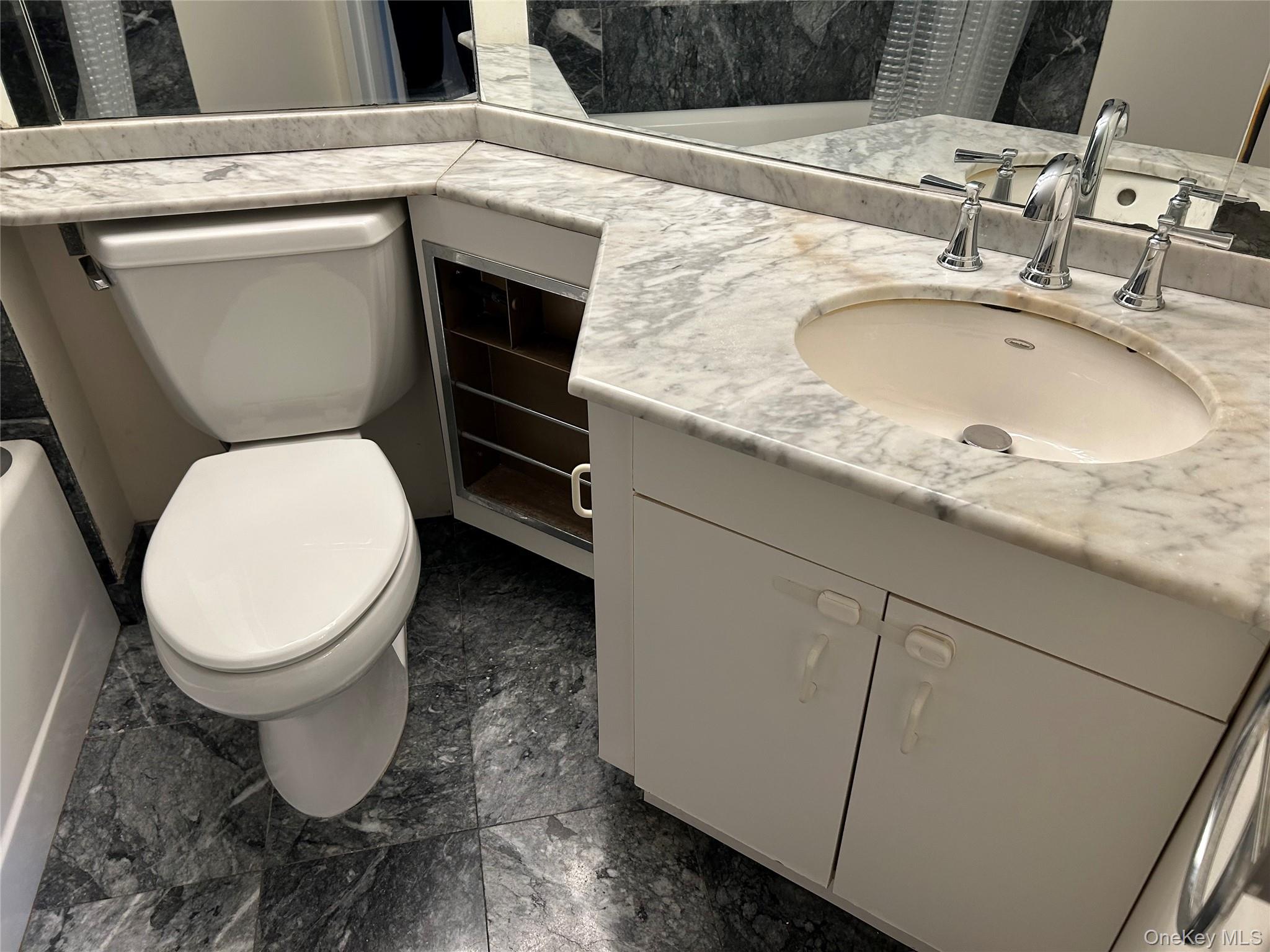 #14 photo, 4 Martine Avenue, White Plains , NY 10606