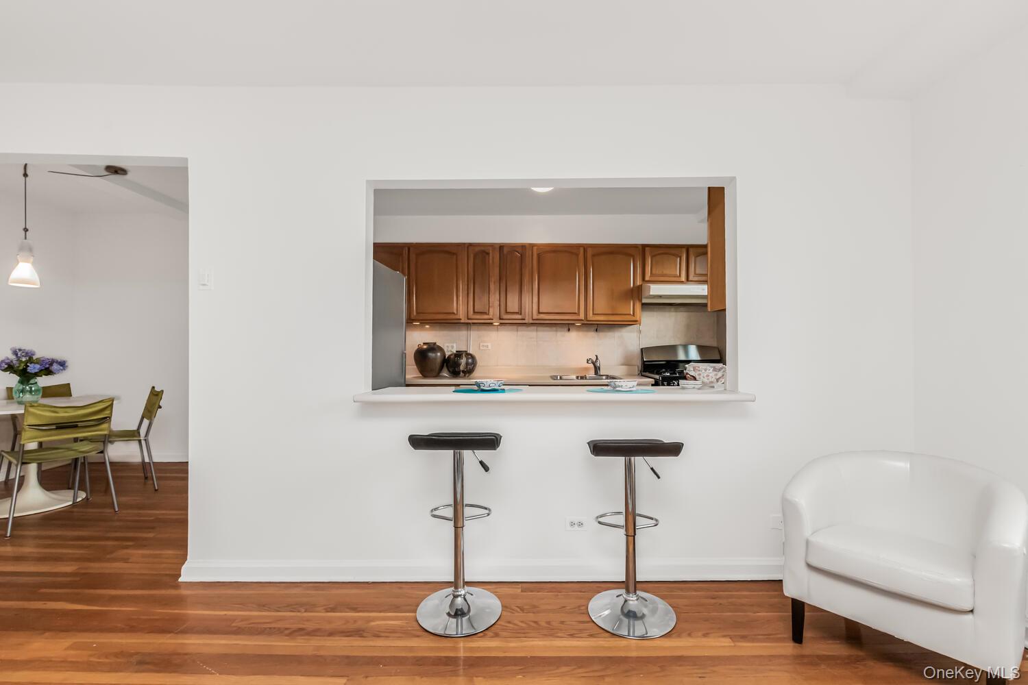 #7 photo, 3840 Greystone Avenue, Бронкс ‖ Bronx , NY 10463