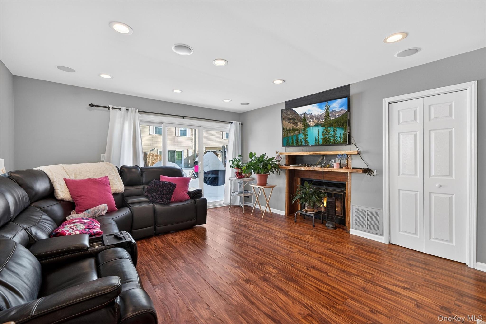 #11 photo, 12 Brook Drive, Washingtonville , NY 10992