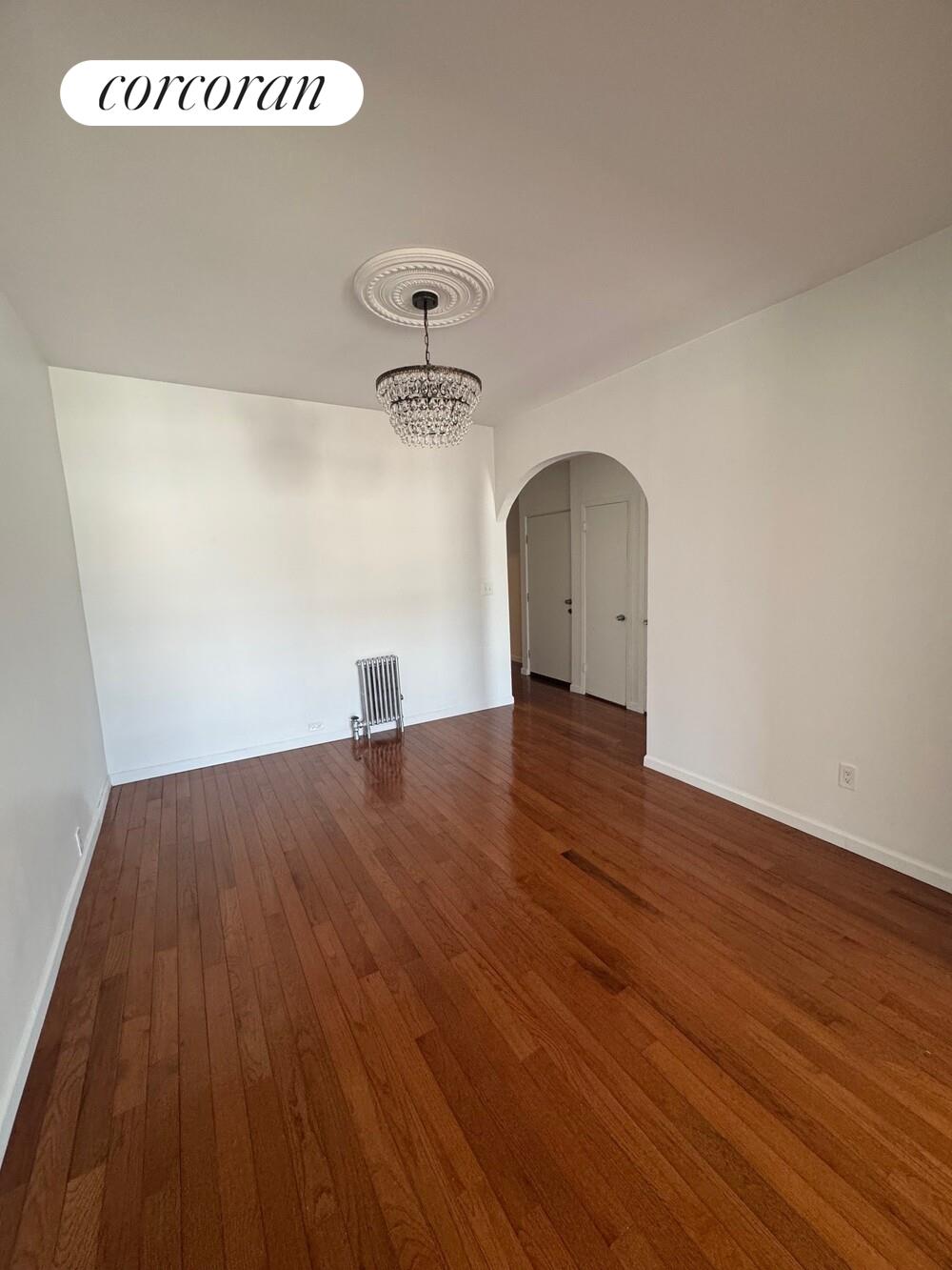 #4 photo, Glendale, Glendale , NY 11385