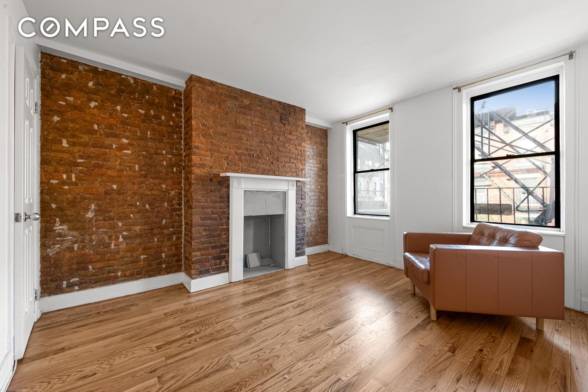 #10 photo, 504 E 6th Street, מנהטן East Village , NY 10009