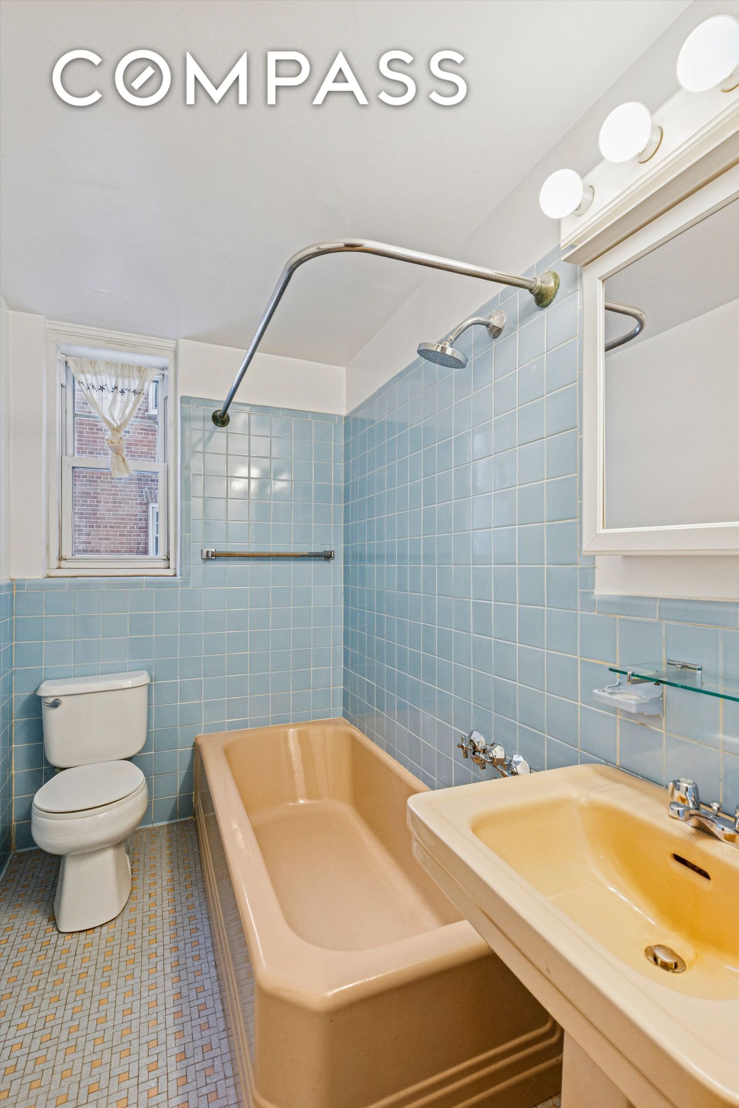 #17 photo, 200 Cabrini Boulevard, Hudson Heights , NY 10033