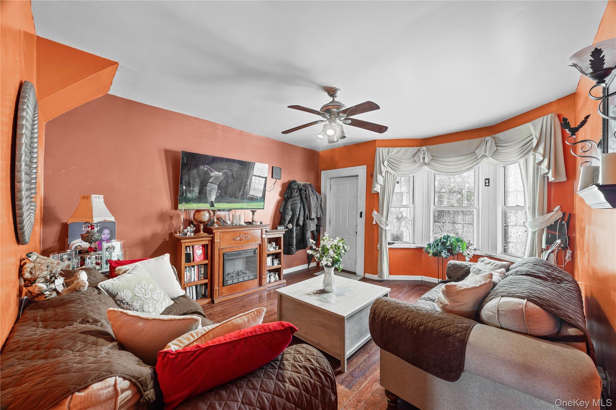 #6 photo, 1226 Shakespeare Avenue, Bronx , NY 10452