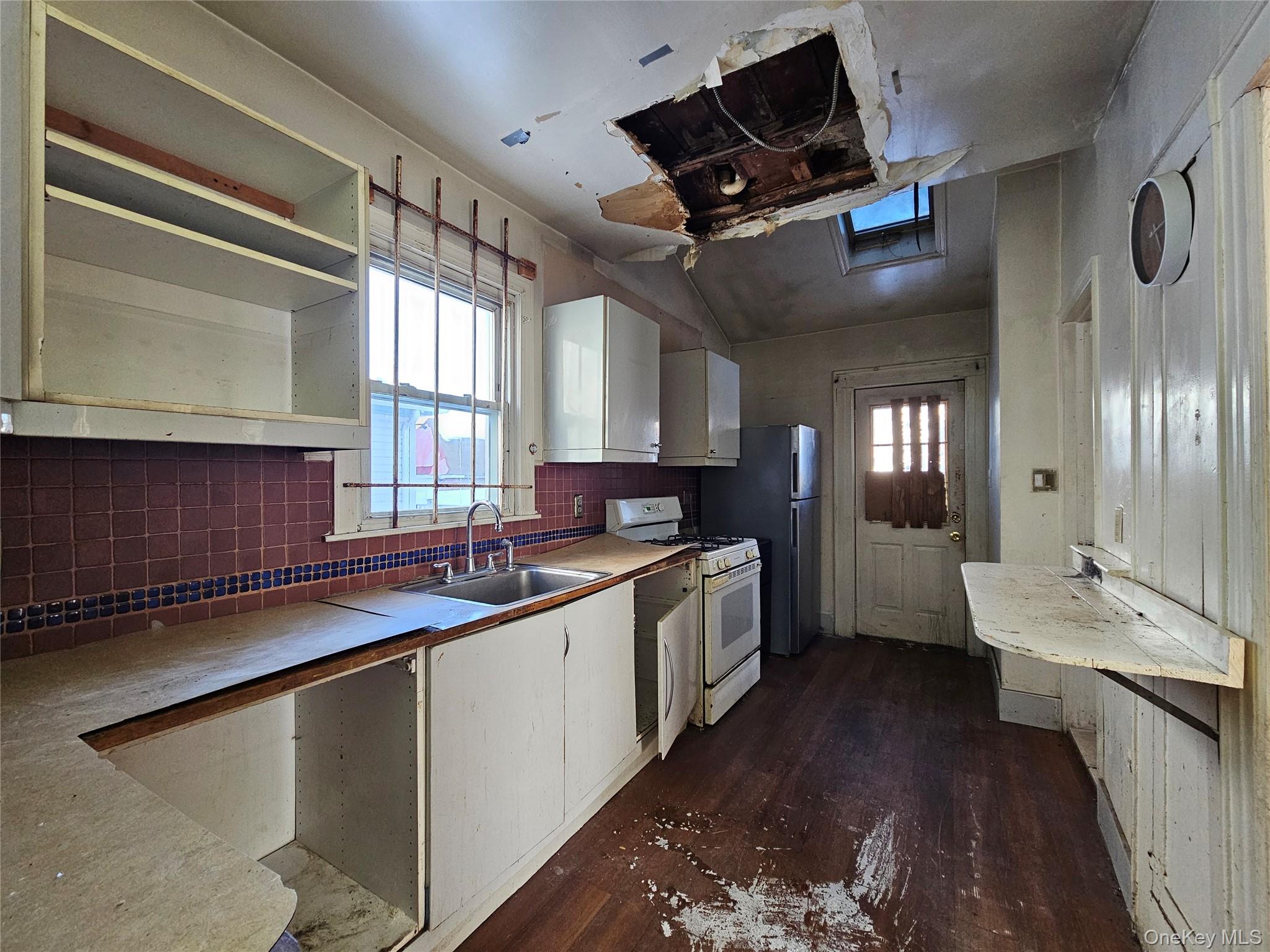 #4 photo, 11311 198th Street, 皇后区 Saint Albans , NY 11412