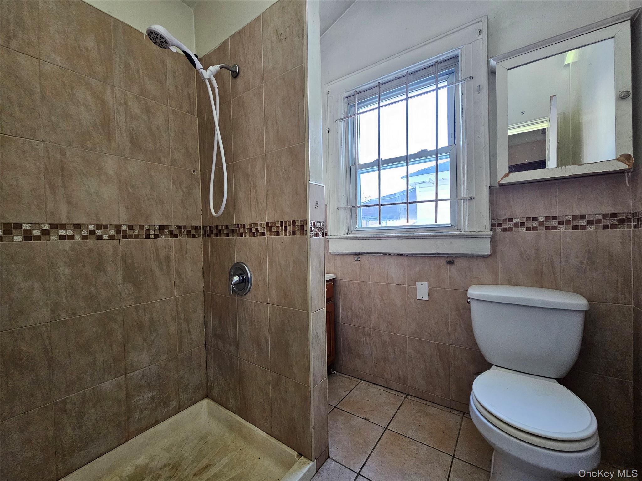 #9 photo, 11311 198th Street, 皇后区 Saint Albans , NY 11412