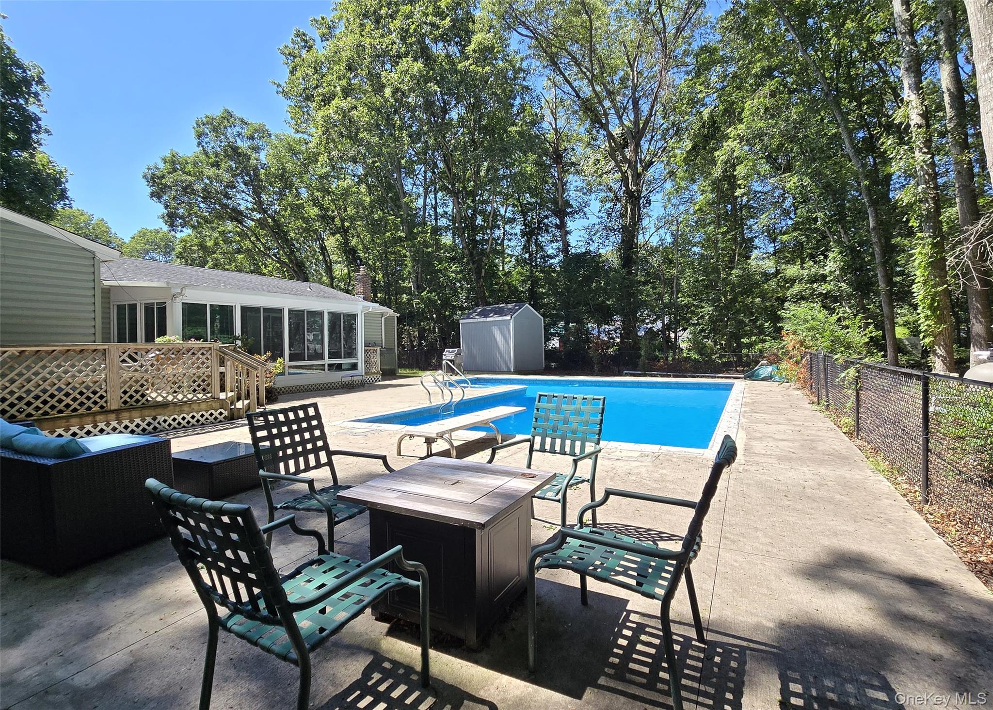 #18 photo, 3 Ross Court, Manorville , NY 11949