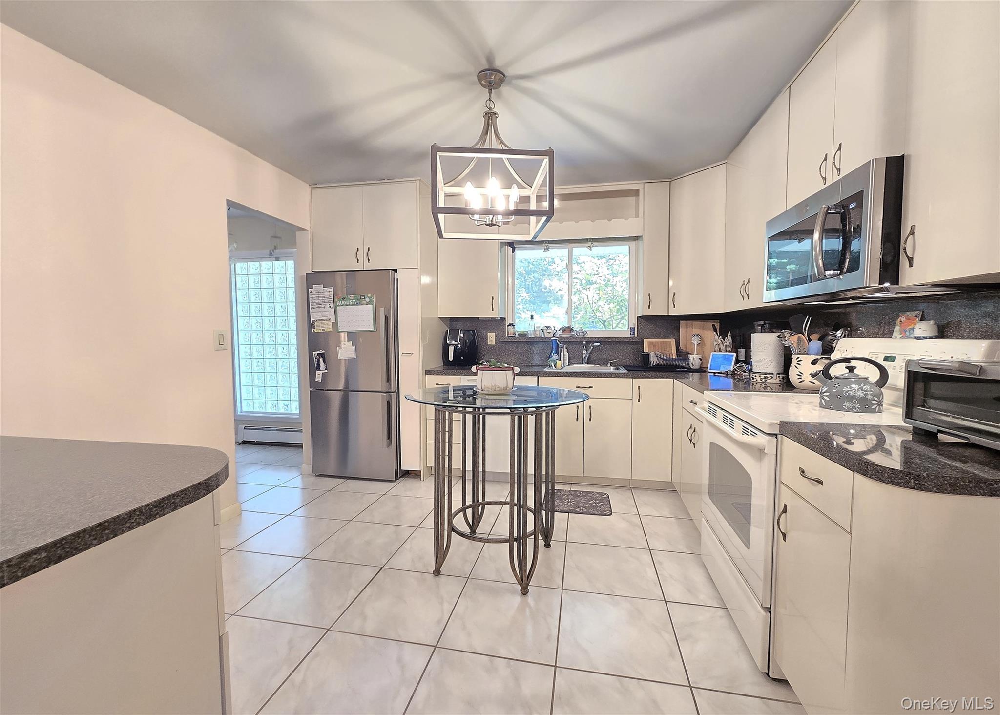 #6 photo, 3 Ross Court, Manorville , NY 11949