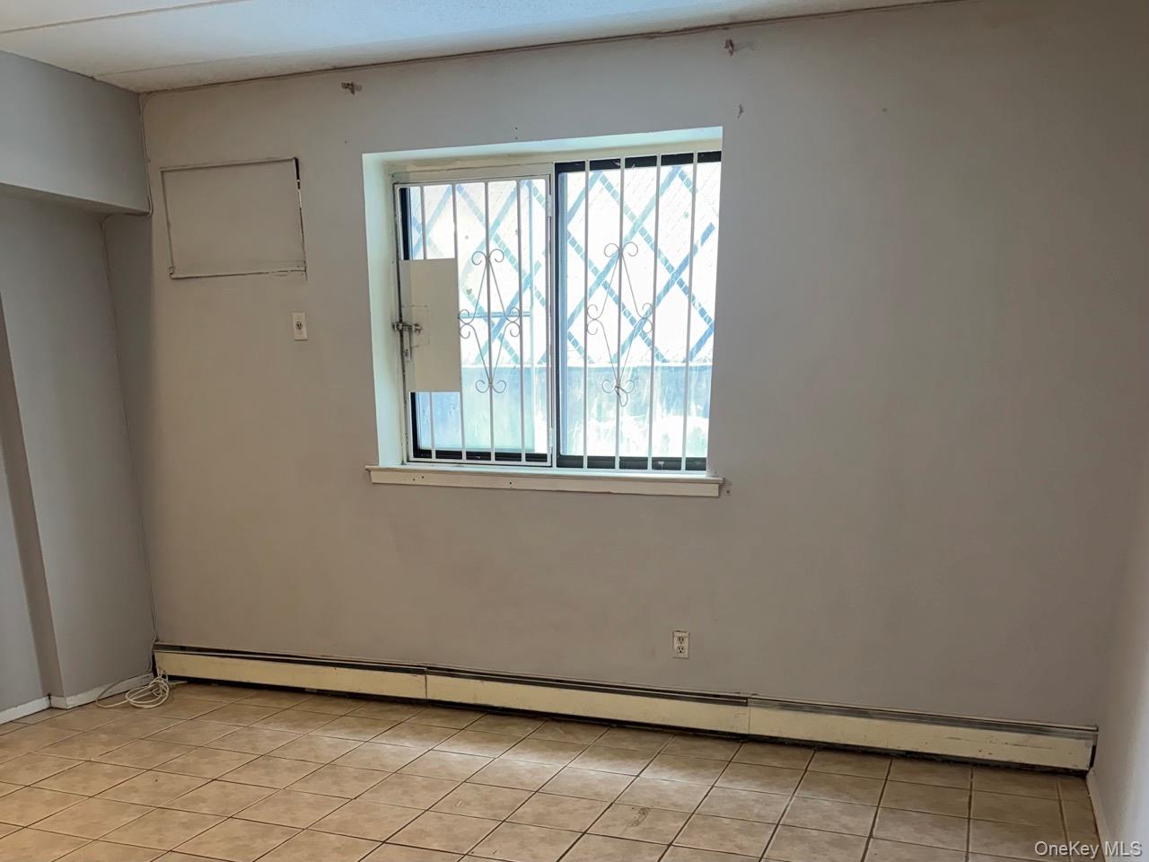 #10 photo, 14726 Roosevelt Avenue, Flushing , NY 11354