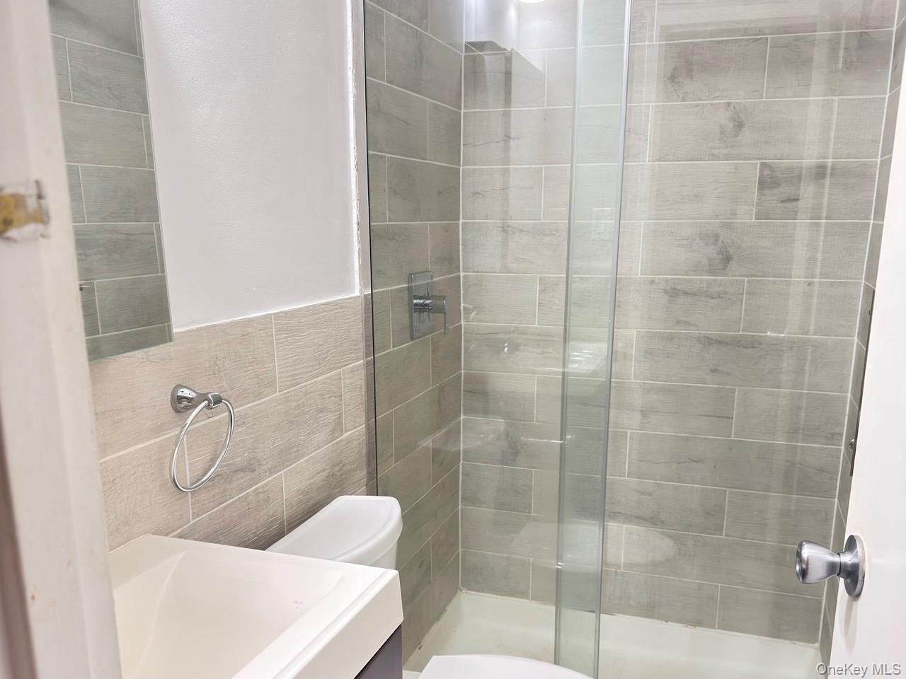 #13 photo, 14726 Roosevelt Avenue, Flushing , NY 11354