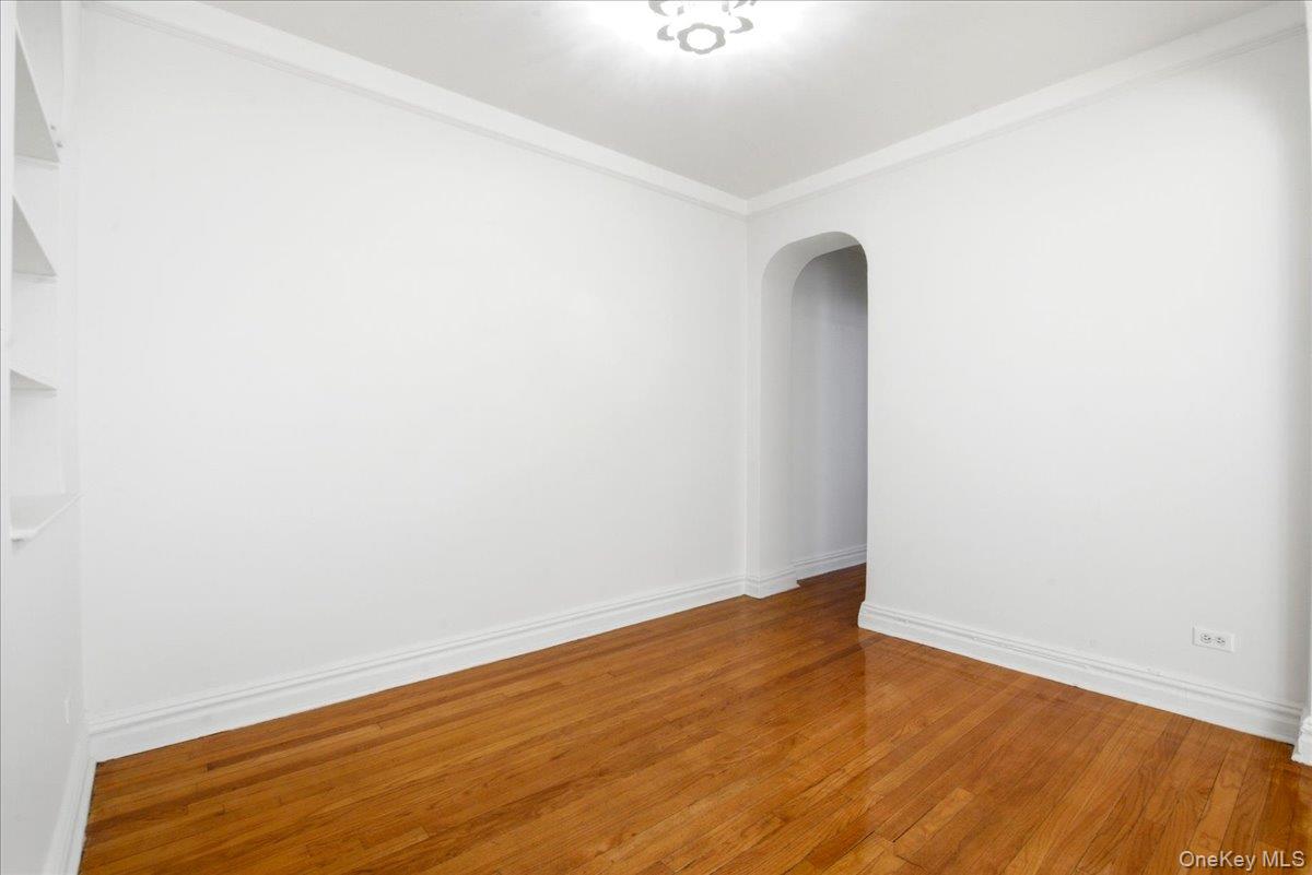 #13 photo, 114-20 Queens Boulevard, Forest Hills , NY 11375