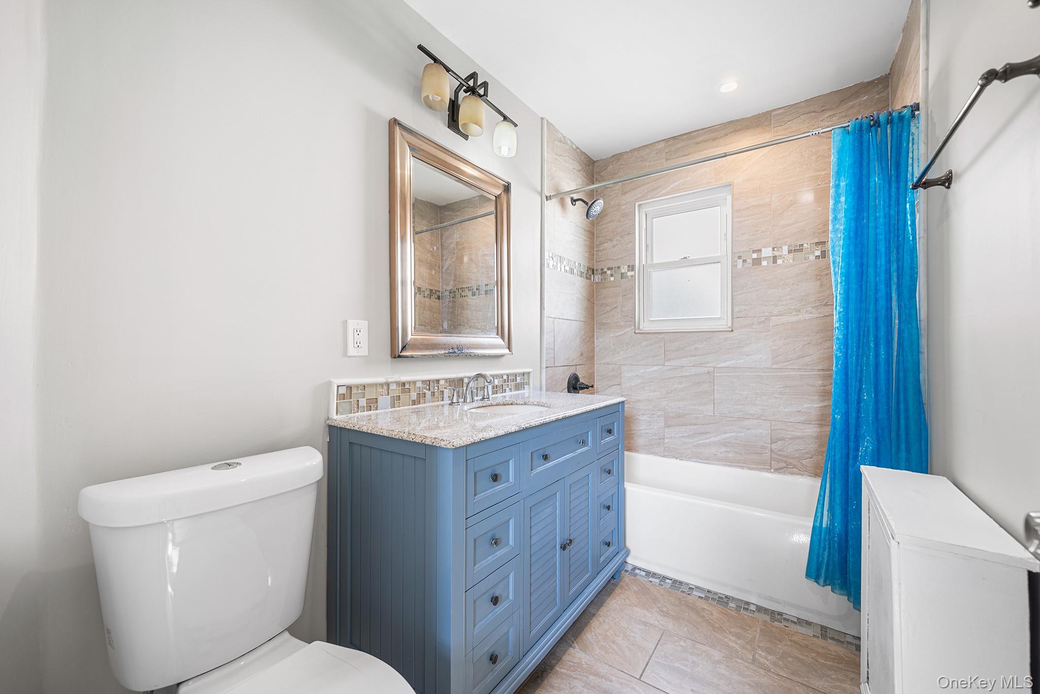 #17 photo, 150-44 87th Road, Briarwood , NY 11432