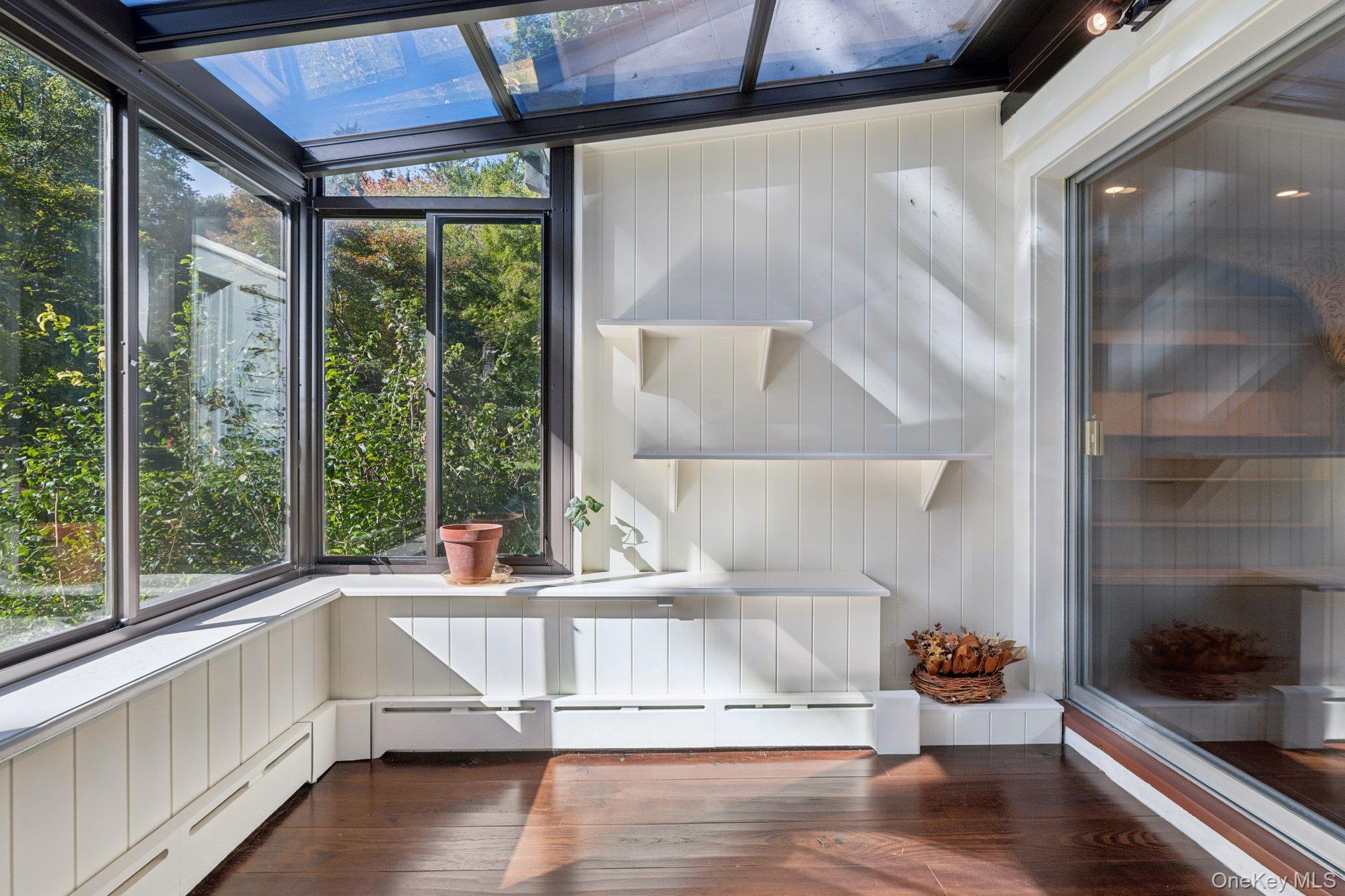 #19 photo, 18 Heights Road, Нассау ‖ Manhasset , NY 11030