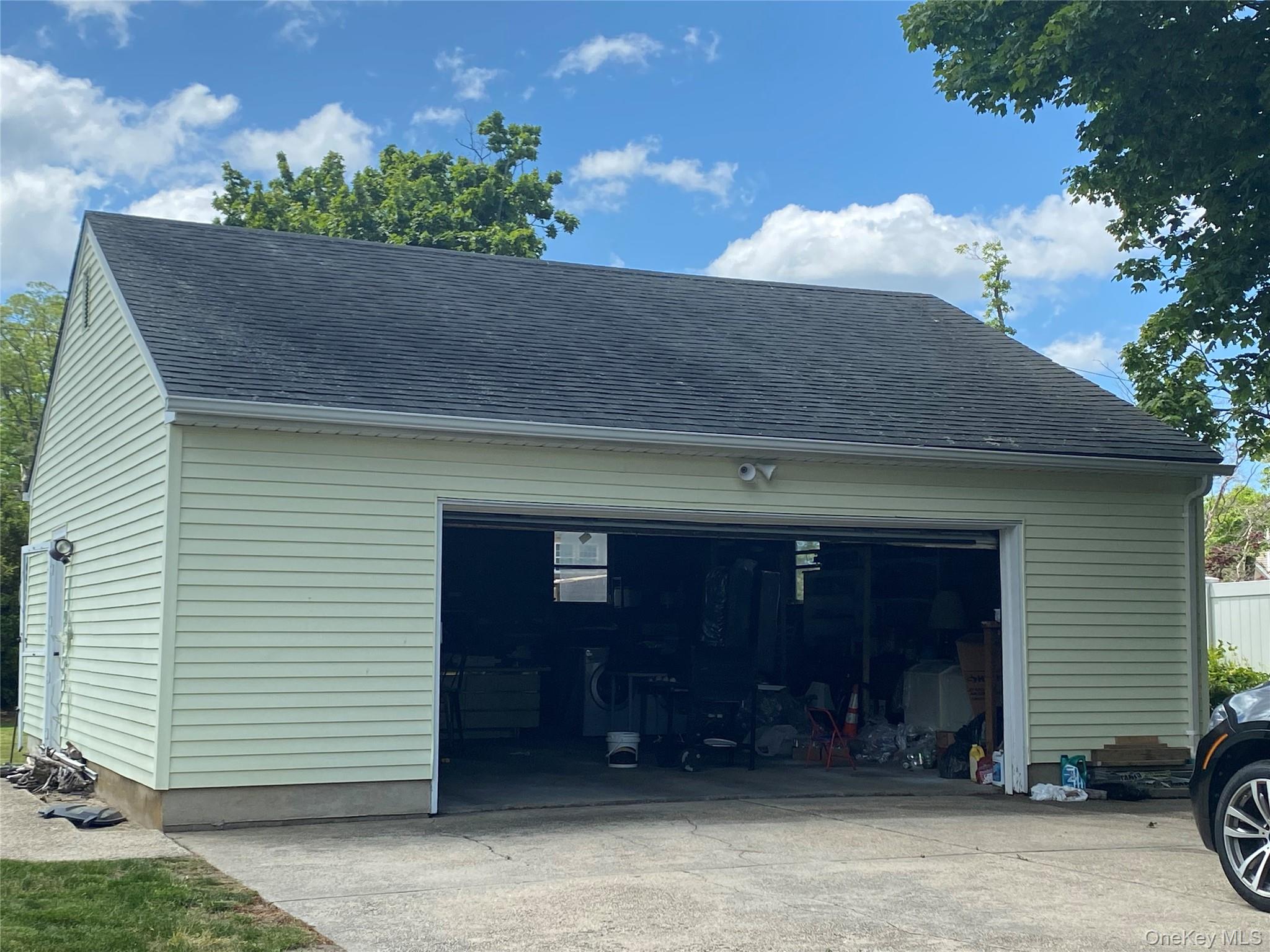 #2 photo, 60 Schmeelk Place, Copiague , NY 11726