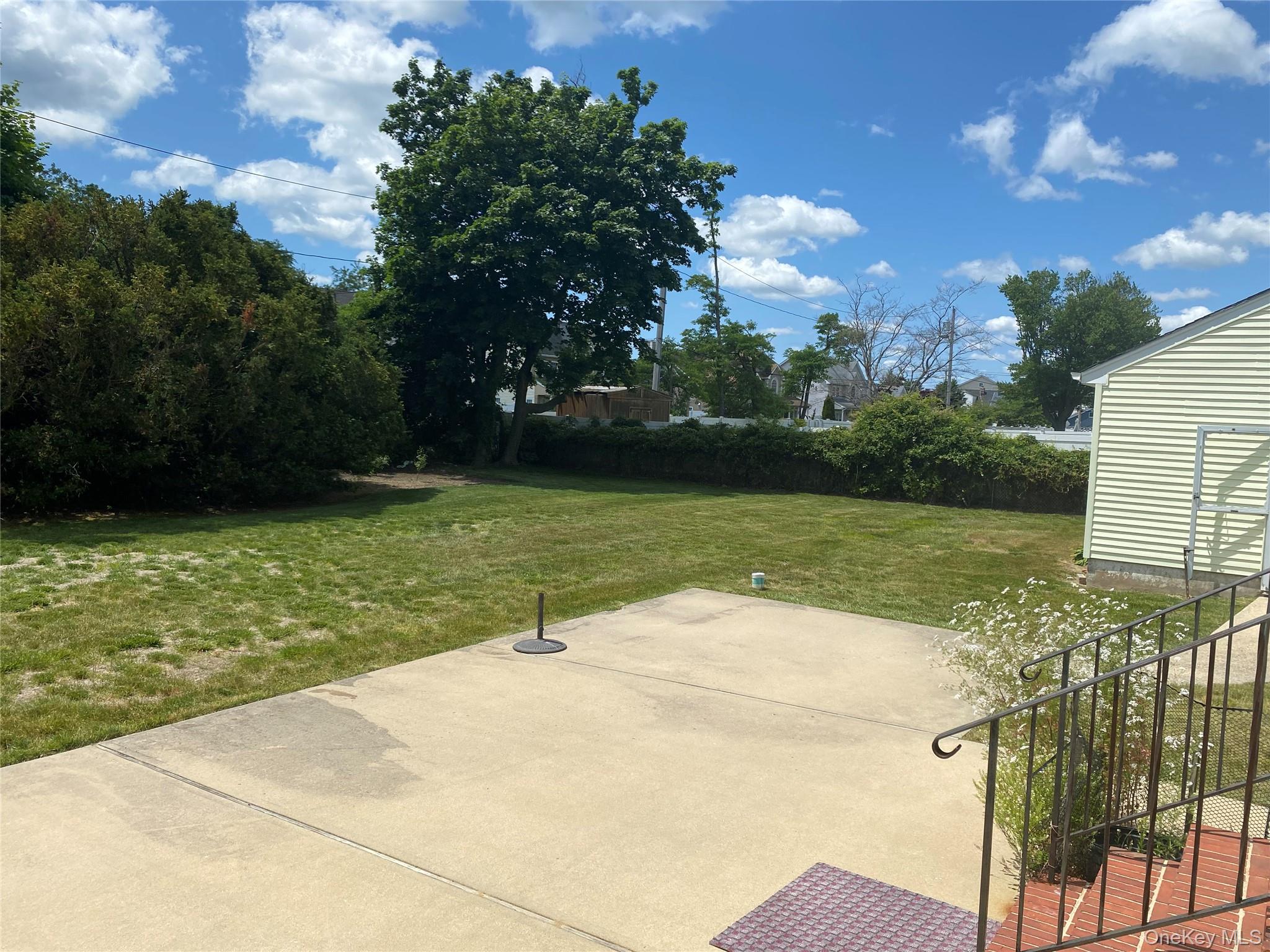 #8 photo, 60 Schmeelk Place, Copiague , NY 11726