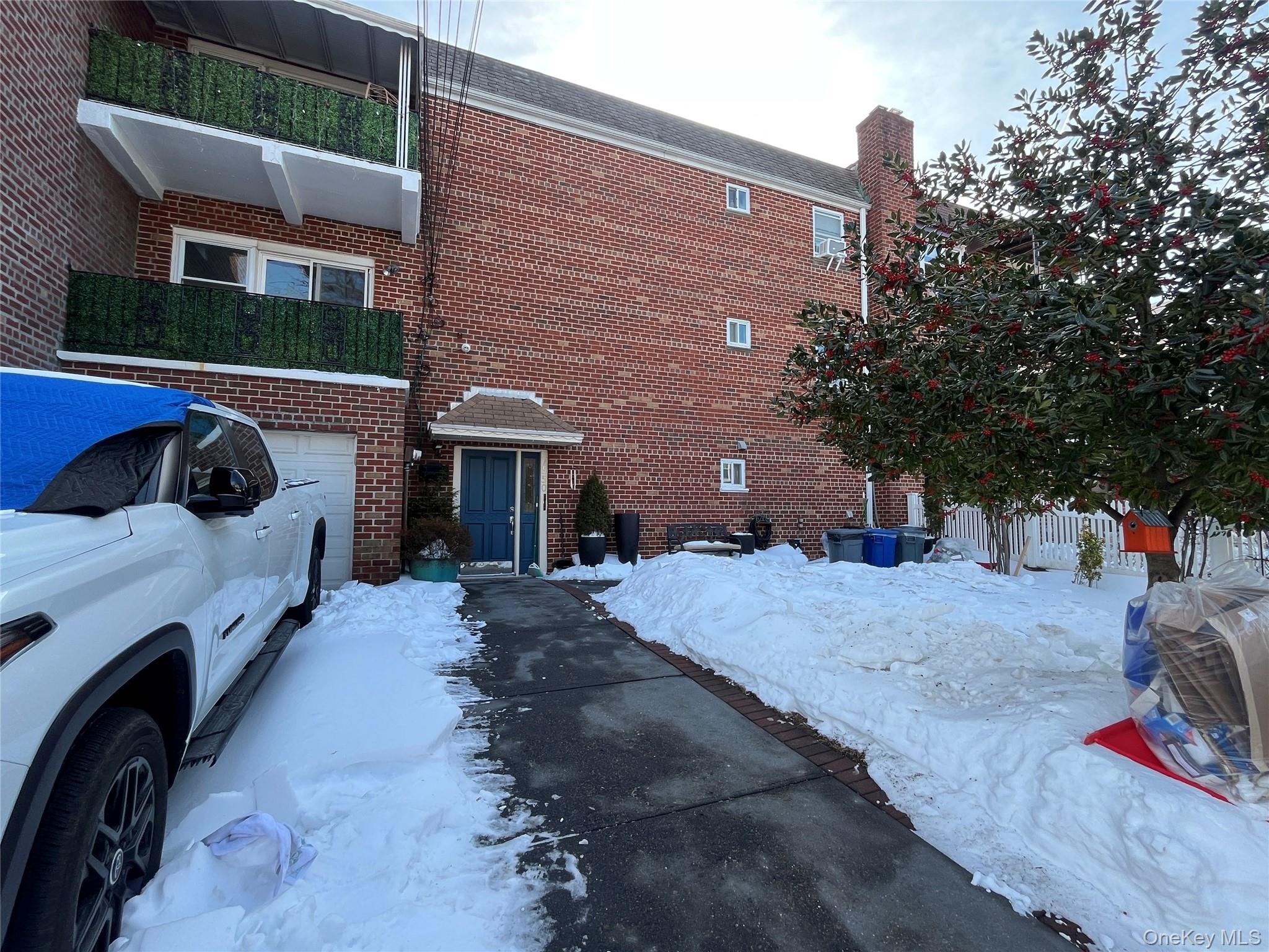 #9 photo, 7550 Furmanville Avenue, Middle Village , NY 11379