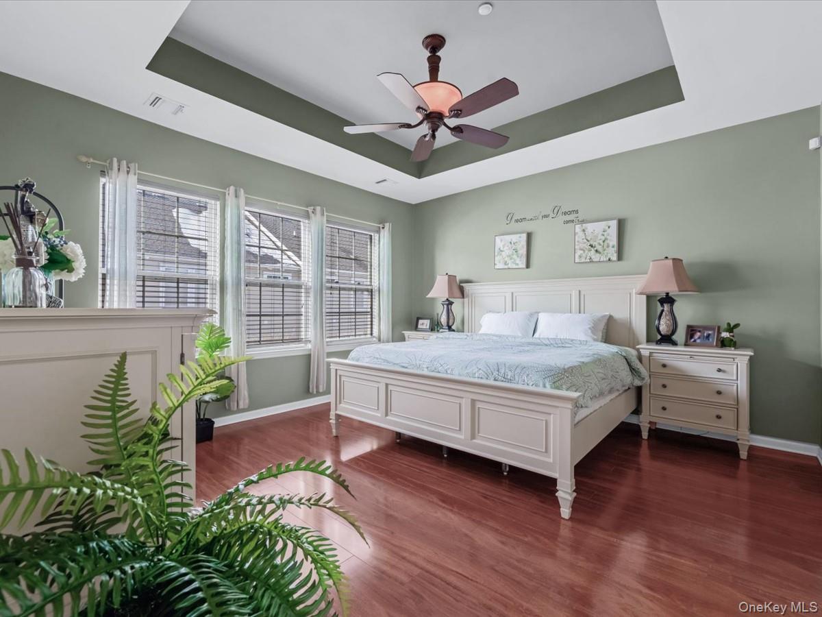 #12 photo, 170 Southampton Drive, Massapequa , NY 11758