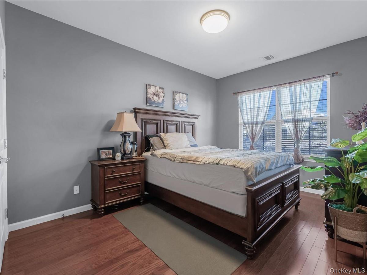 #15 photo, 170 Southampton Drive, Massapequa , NY 11758