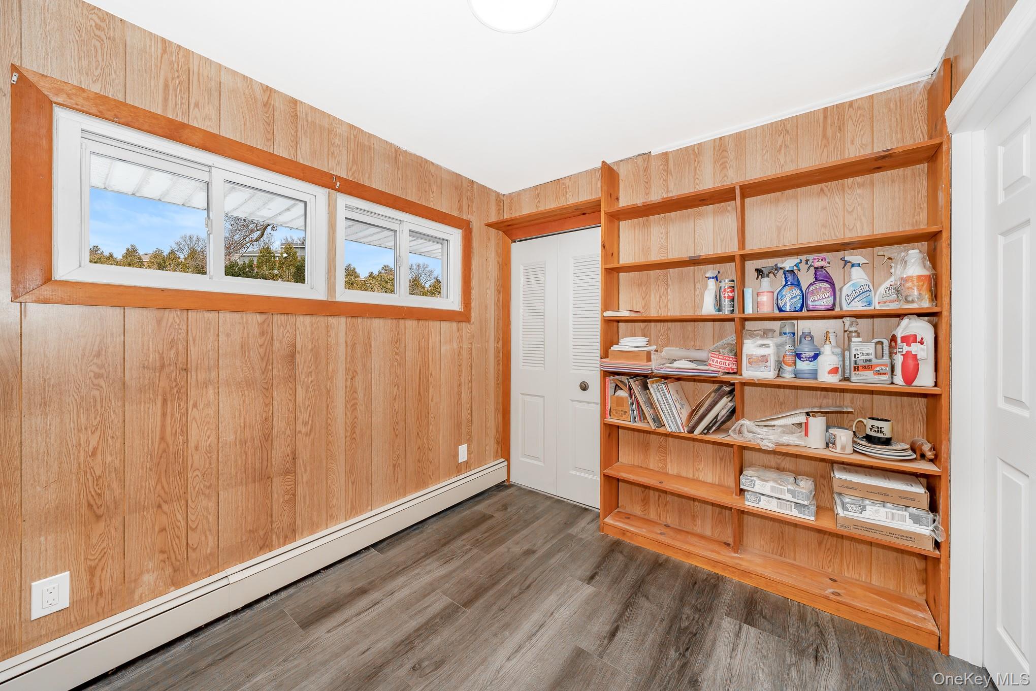 #15 photo, 165 Westwood Drive, Brentwood , NY 11717