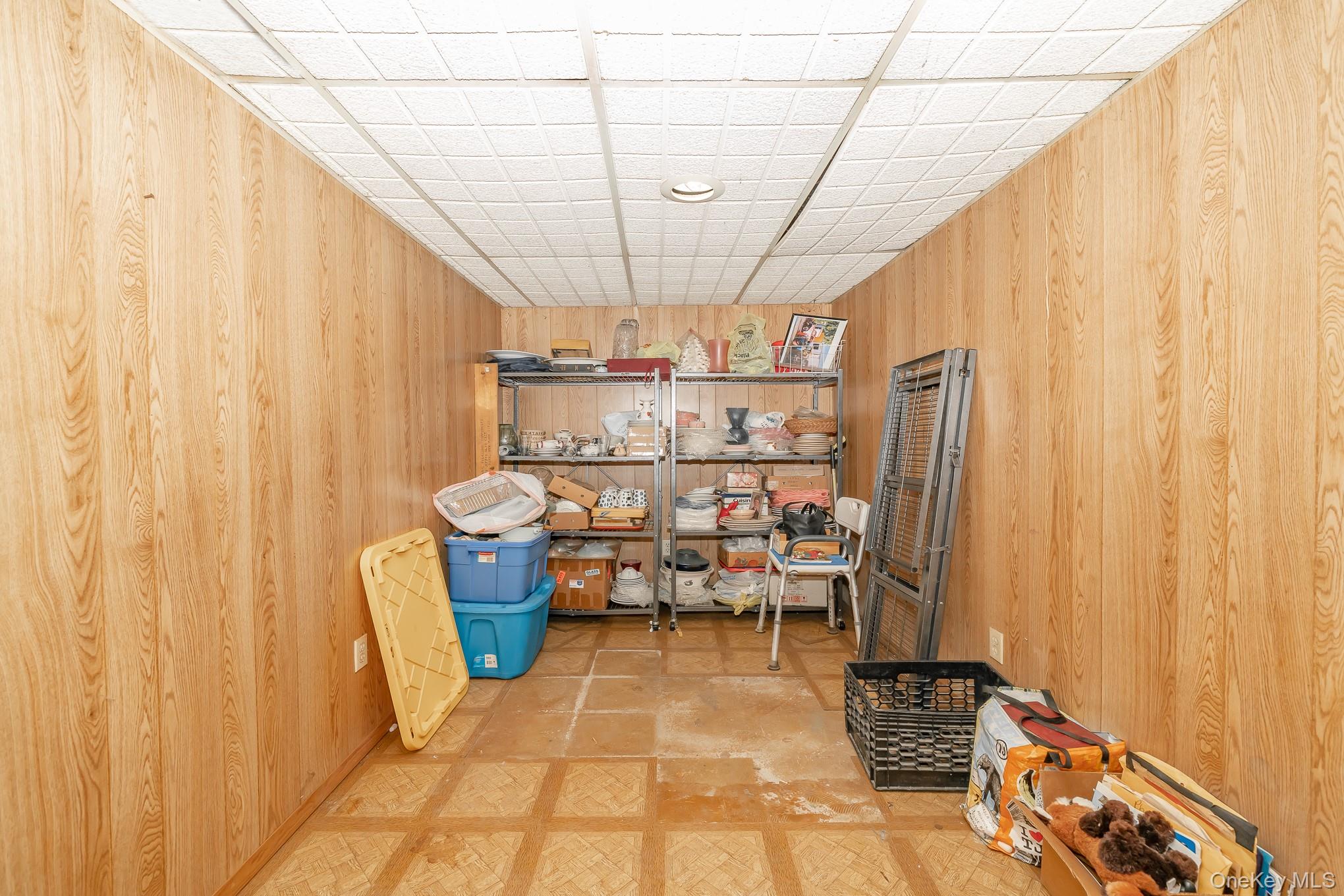 #18 photo, 165 Westwood Drive, Brentwood , NY 11717