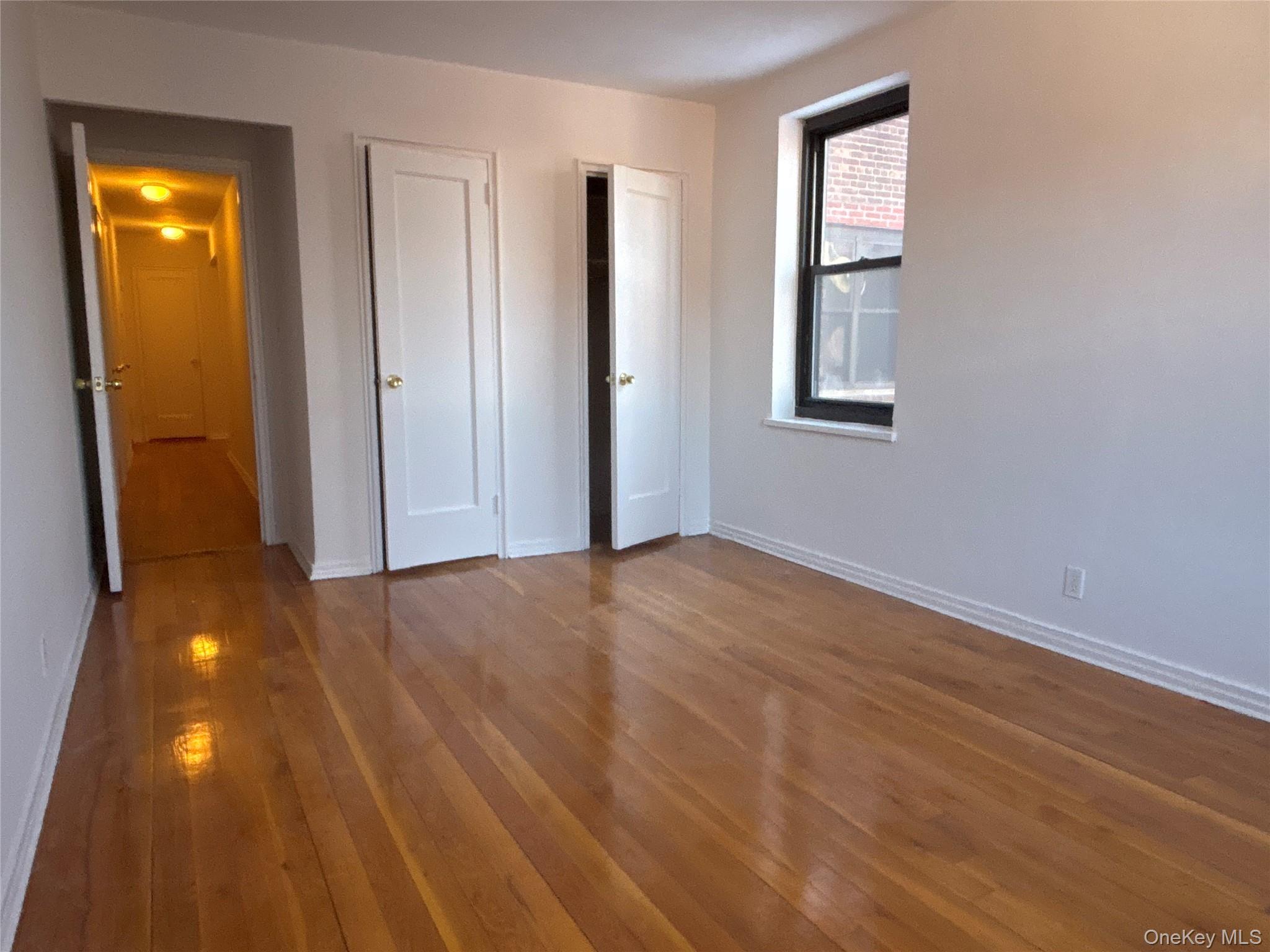 #11 photo, 23 Schenck Avenue, Great Neck , NY 11021